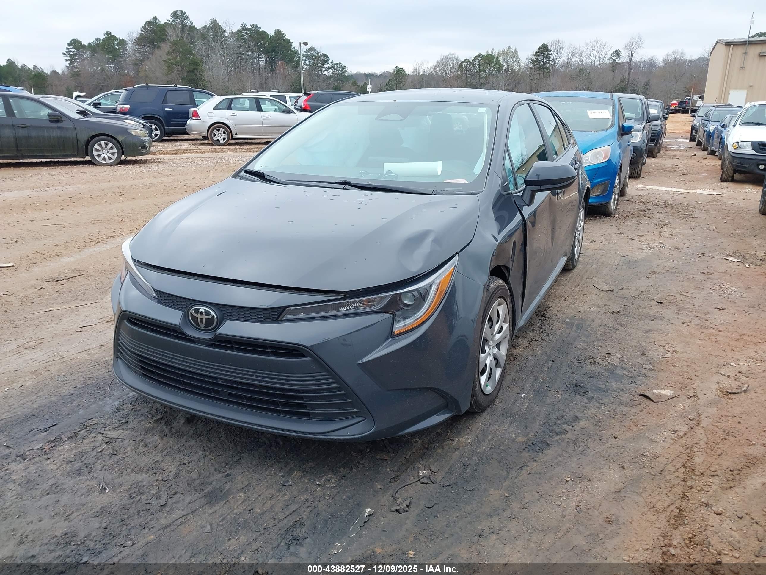 TOYOTA COROLLA image 2