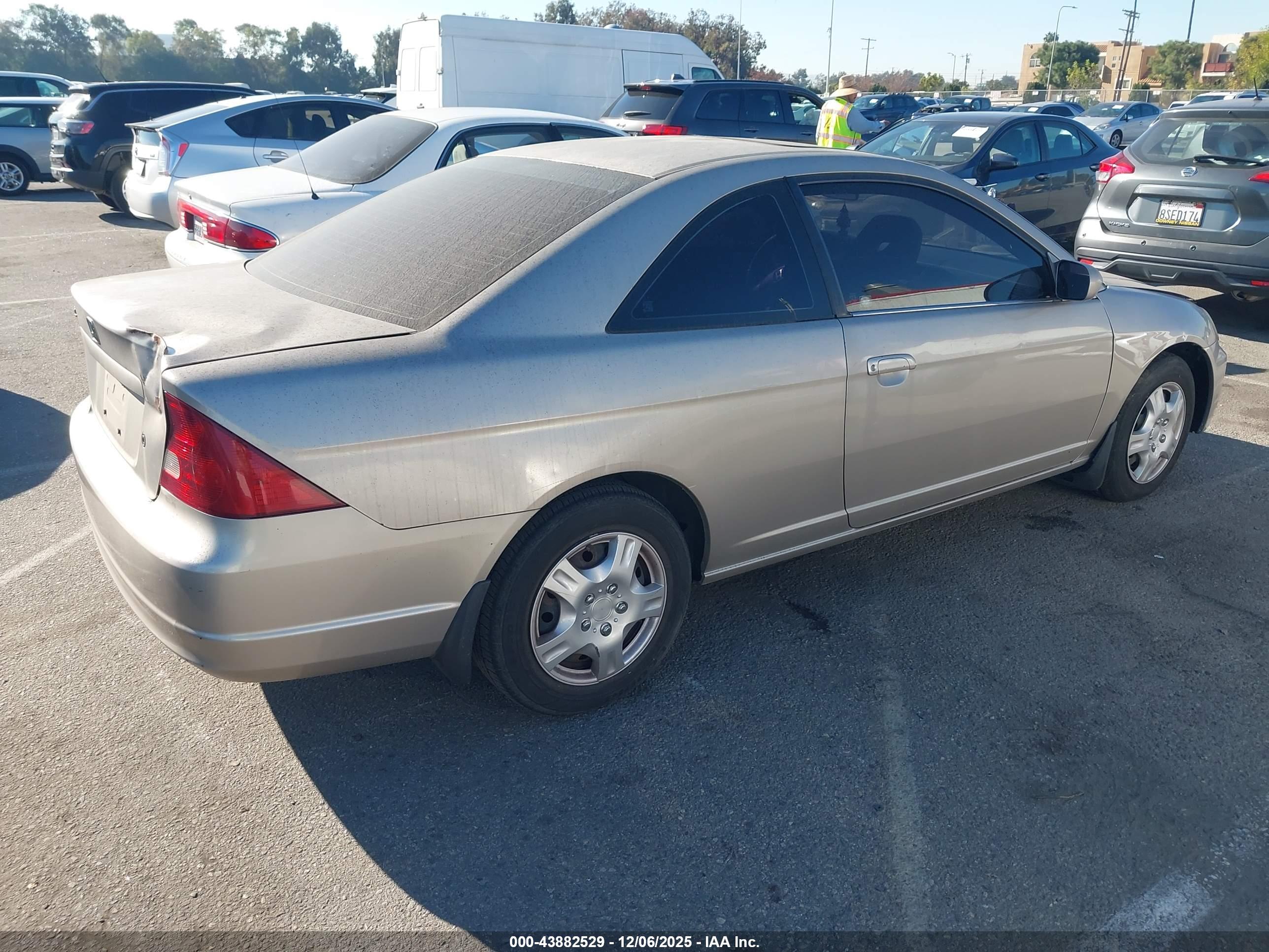 HONDA CIVIC image 4