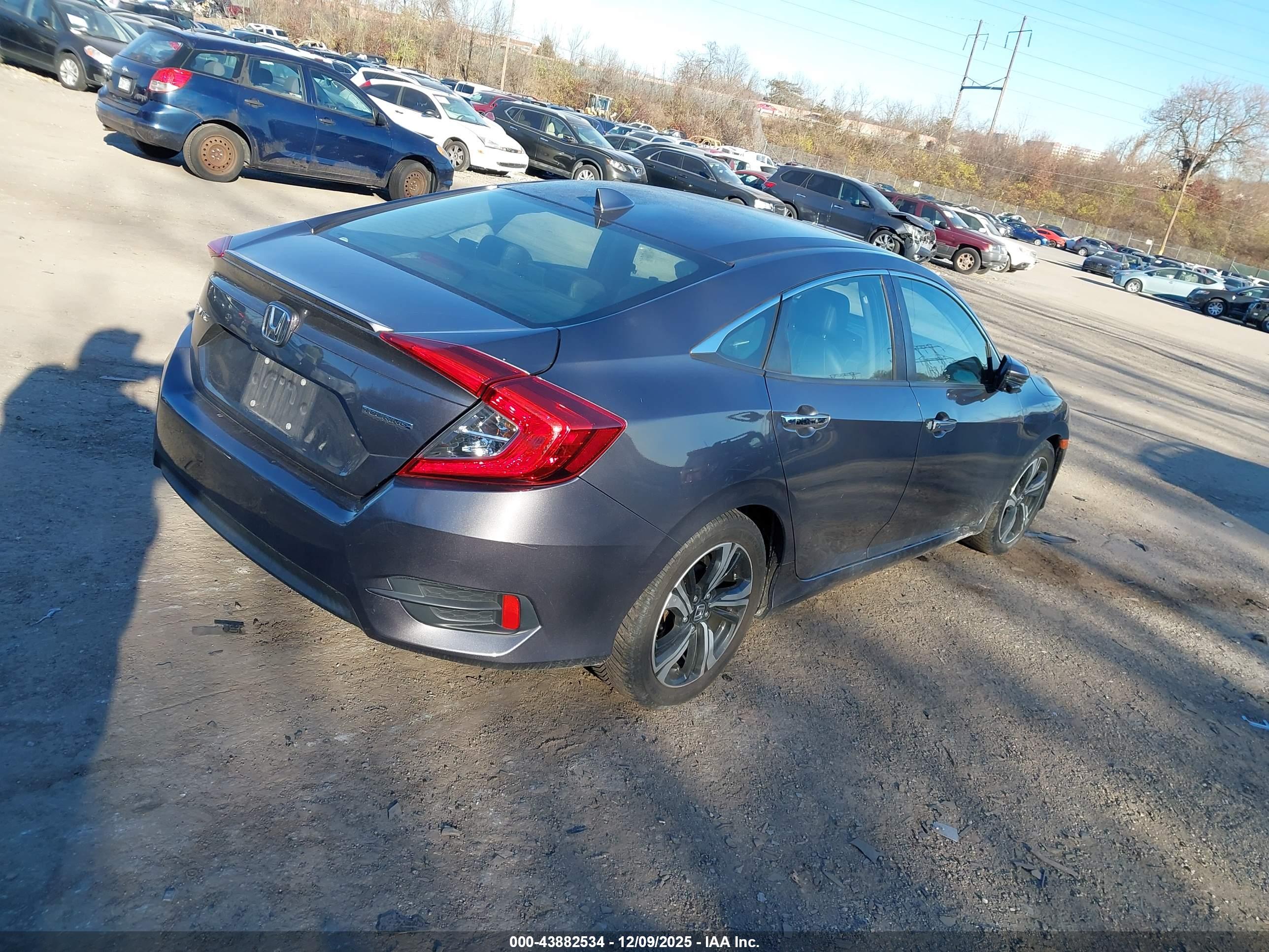 HONDA CIVIC image 4