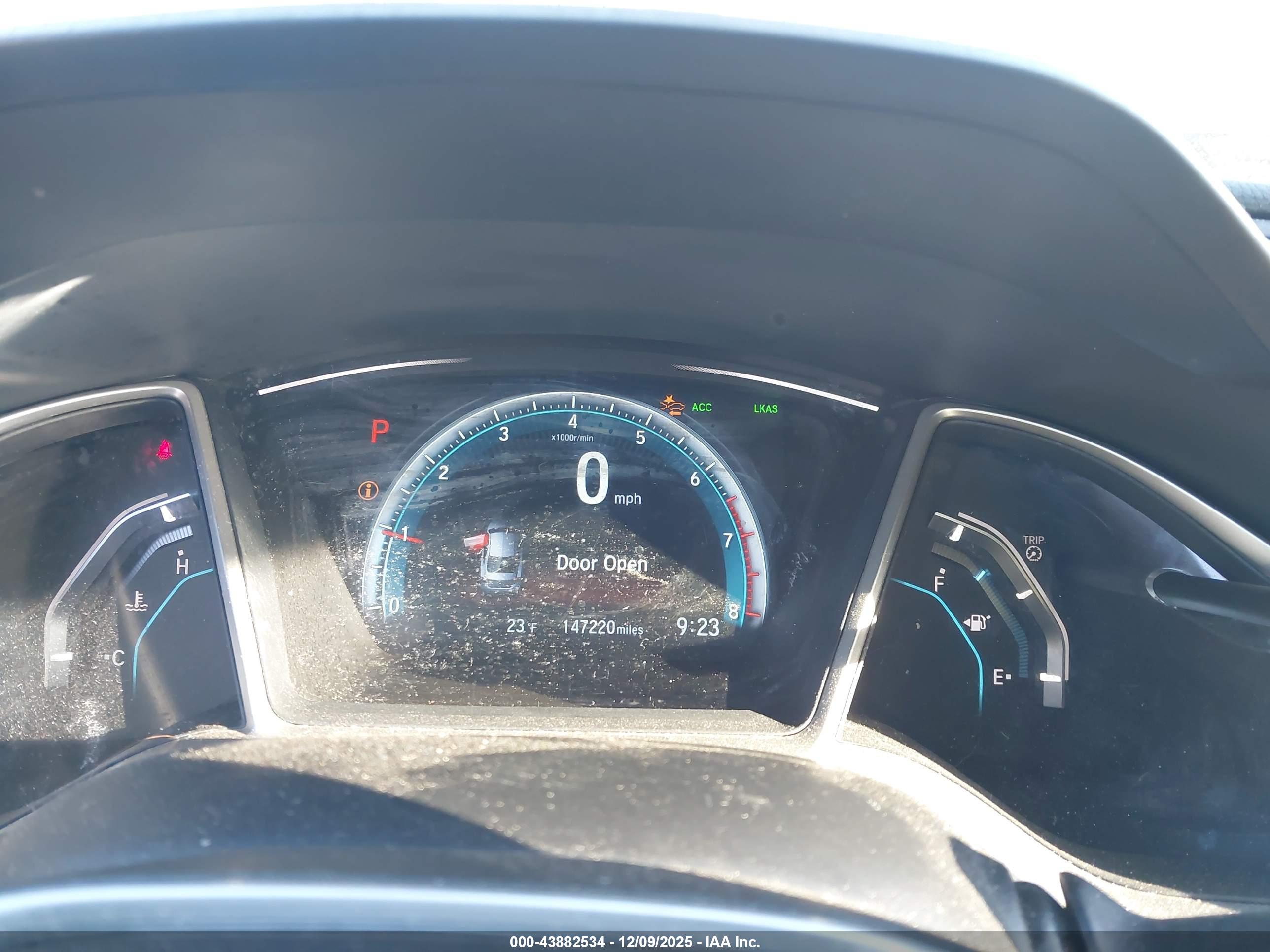 HONDA CIVIC image 7