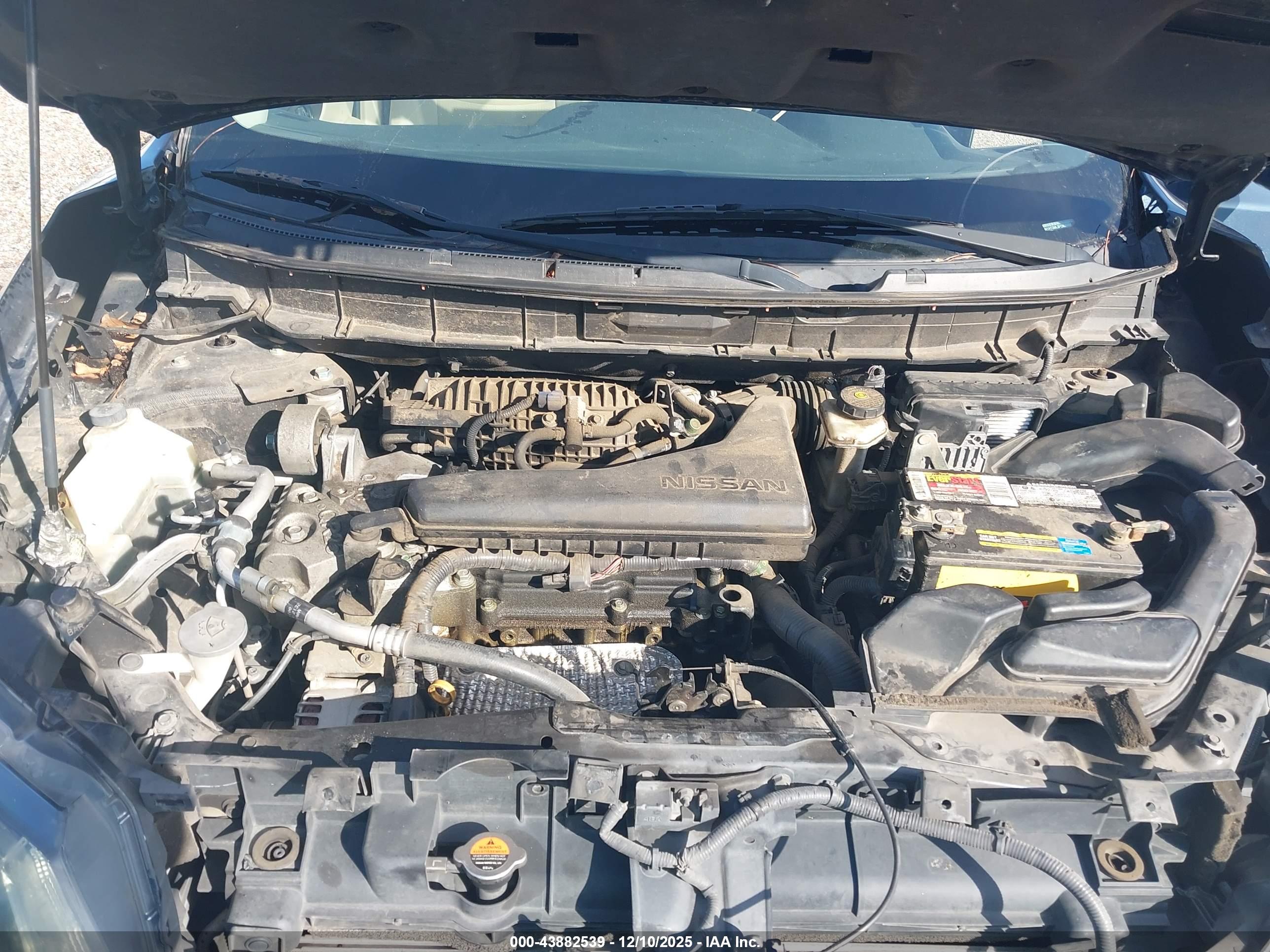 NISSAN ROGUE image 10
