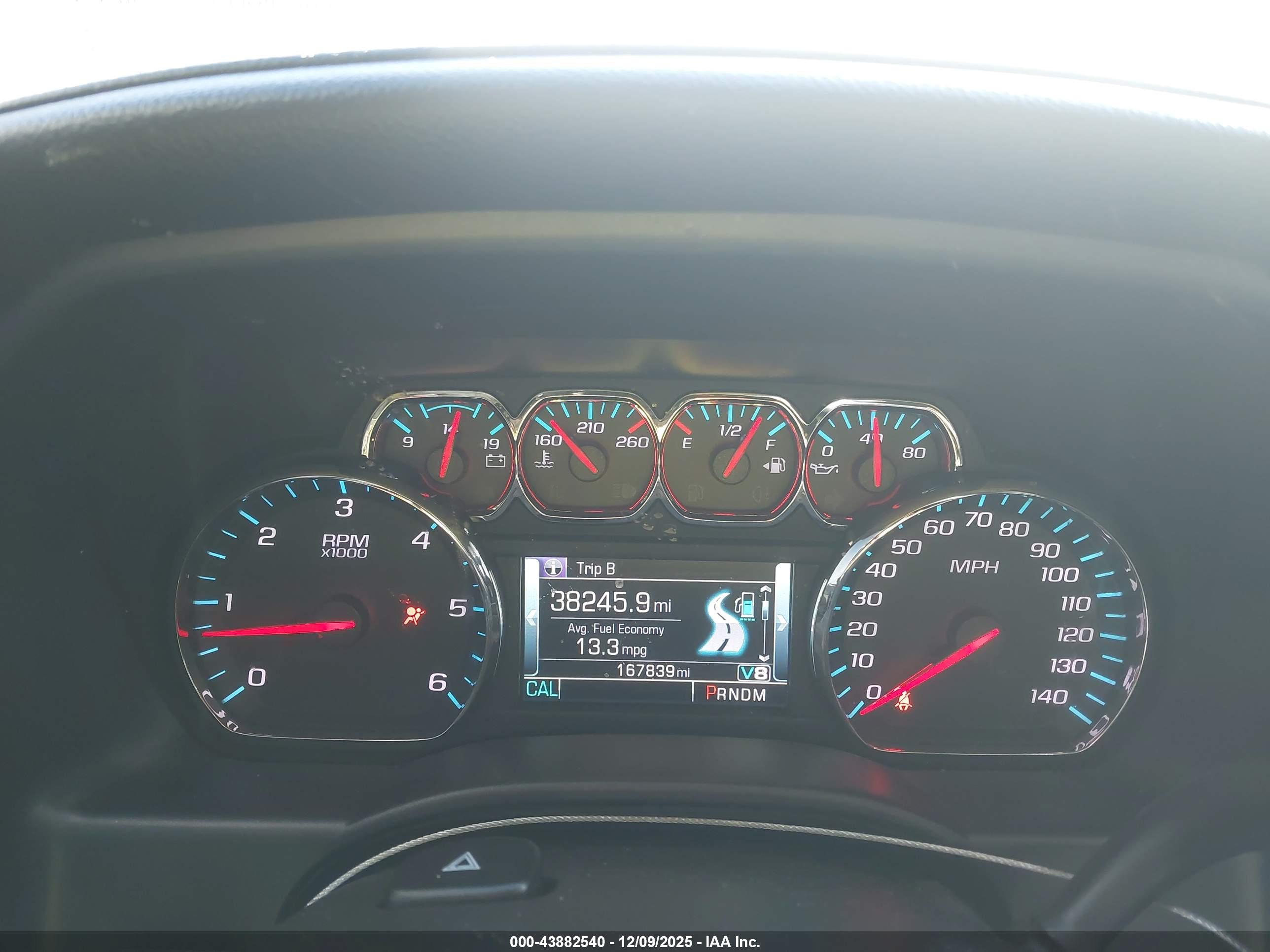 CHEVROLET SILVERADO image 7