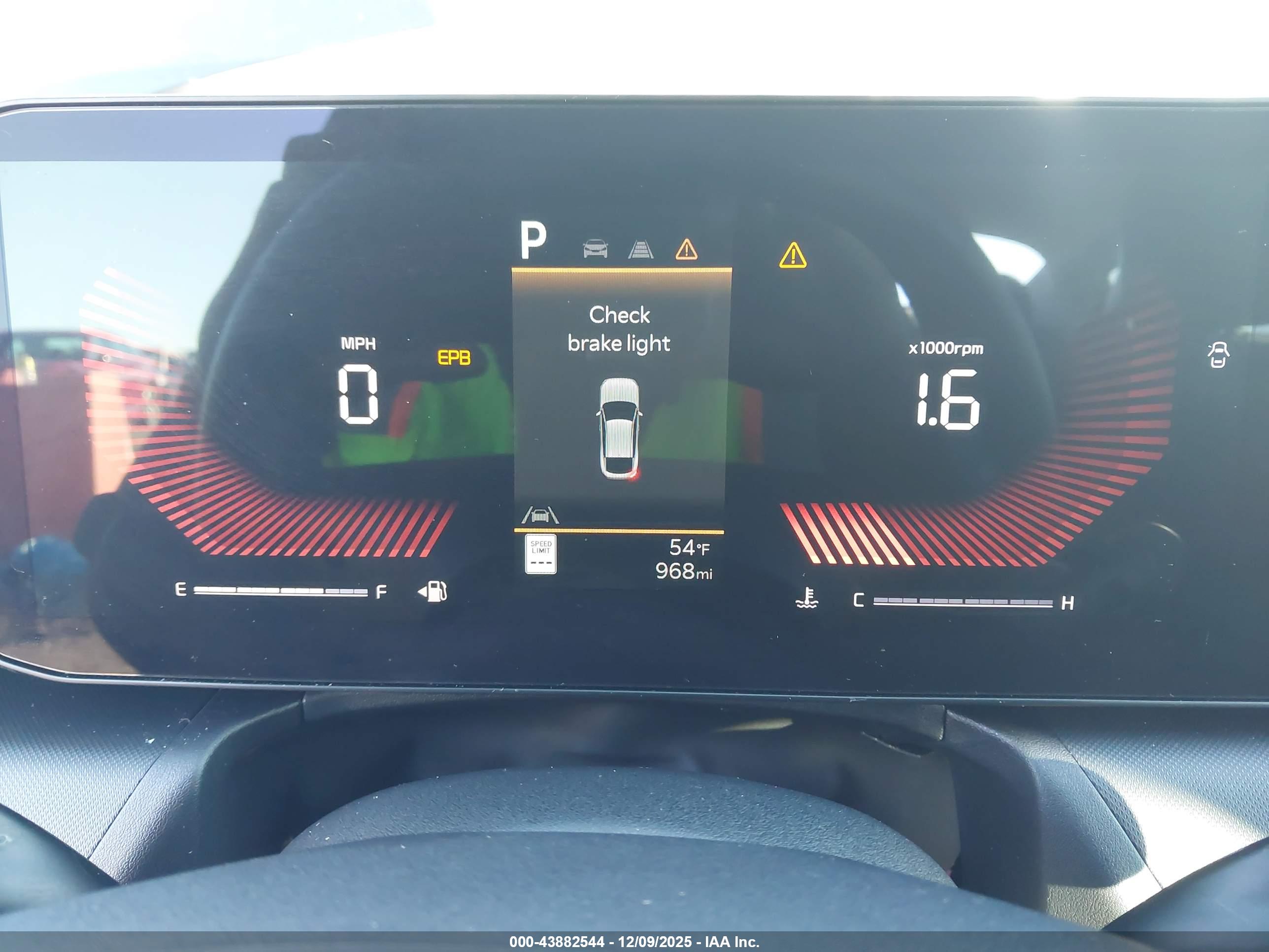 KIA K4 image 7