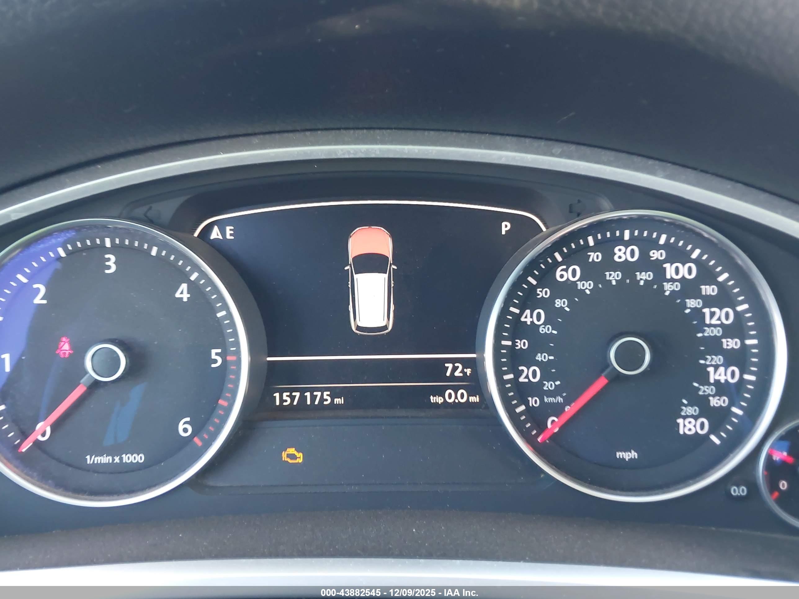 VOLKSWAGEN TOUAREG image 7