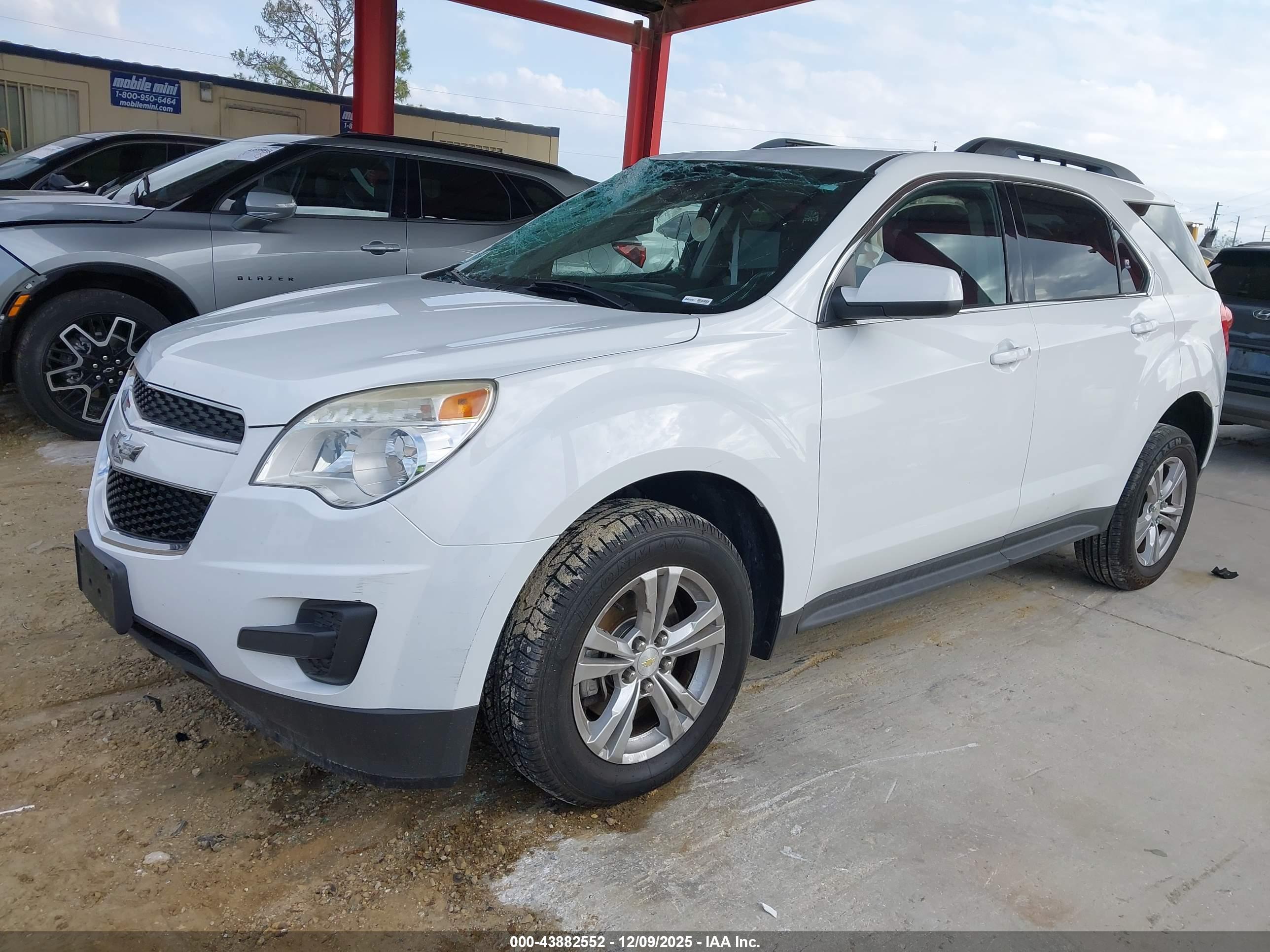 CHEVROLET EQUINOX image 2
