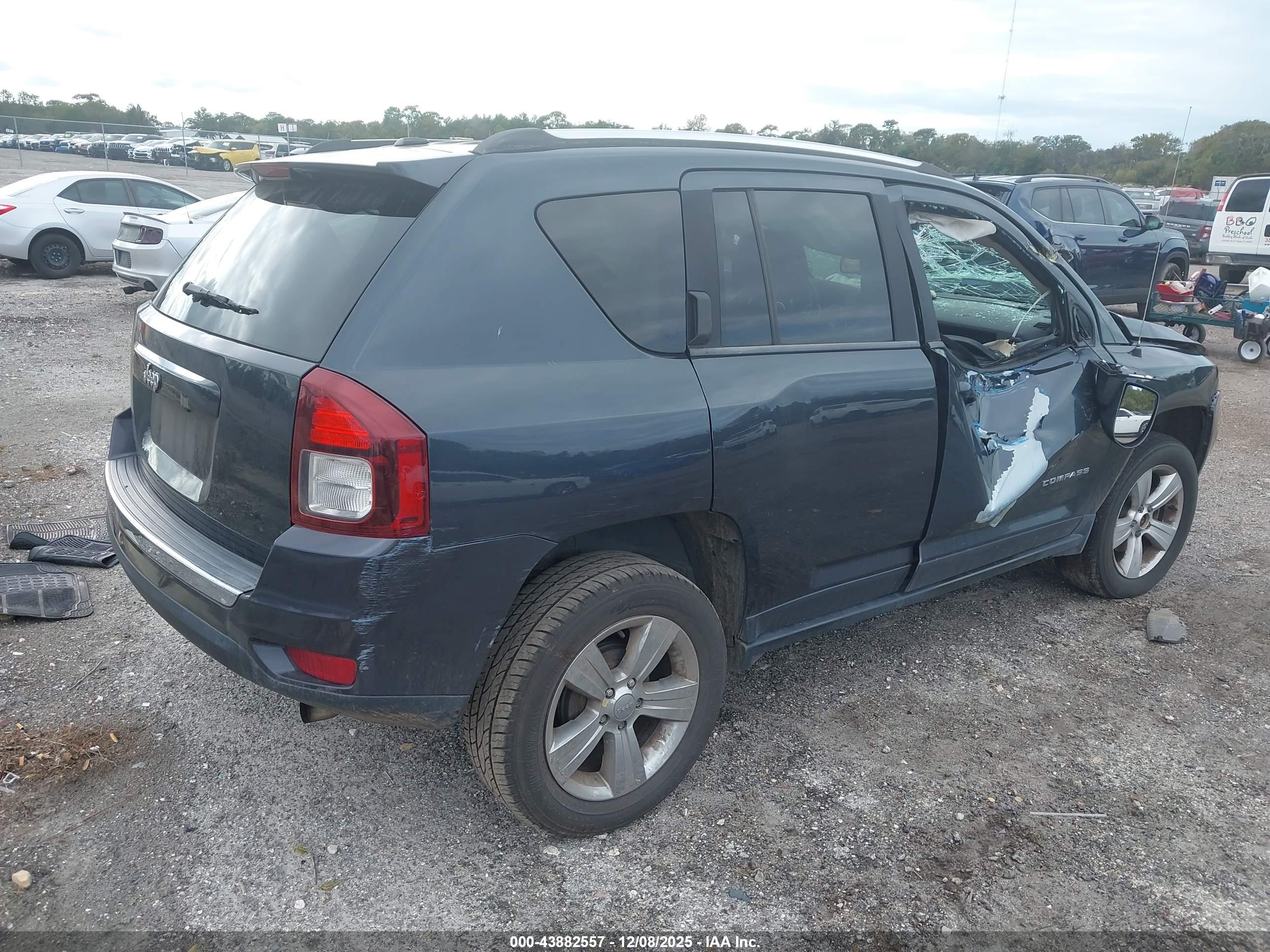 JEEP COMPASS image 4