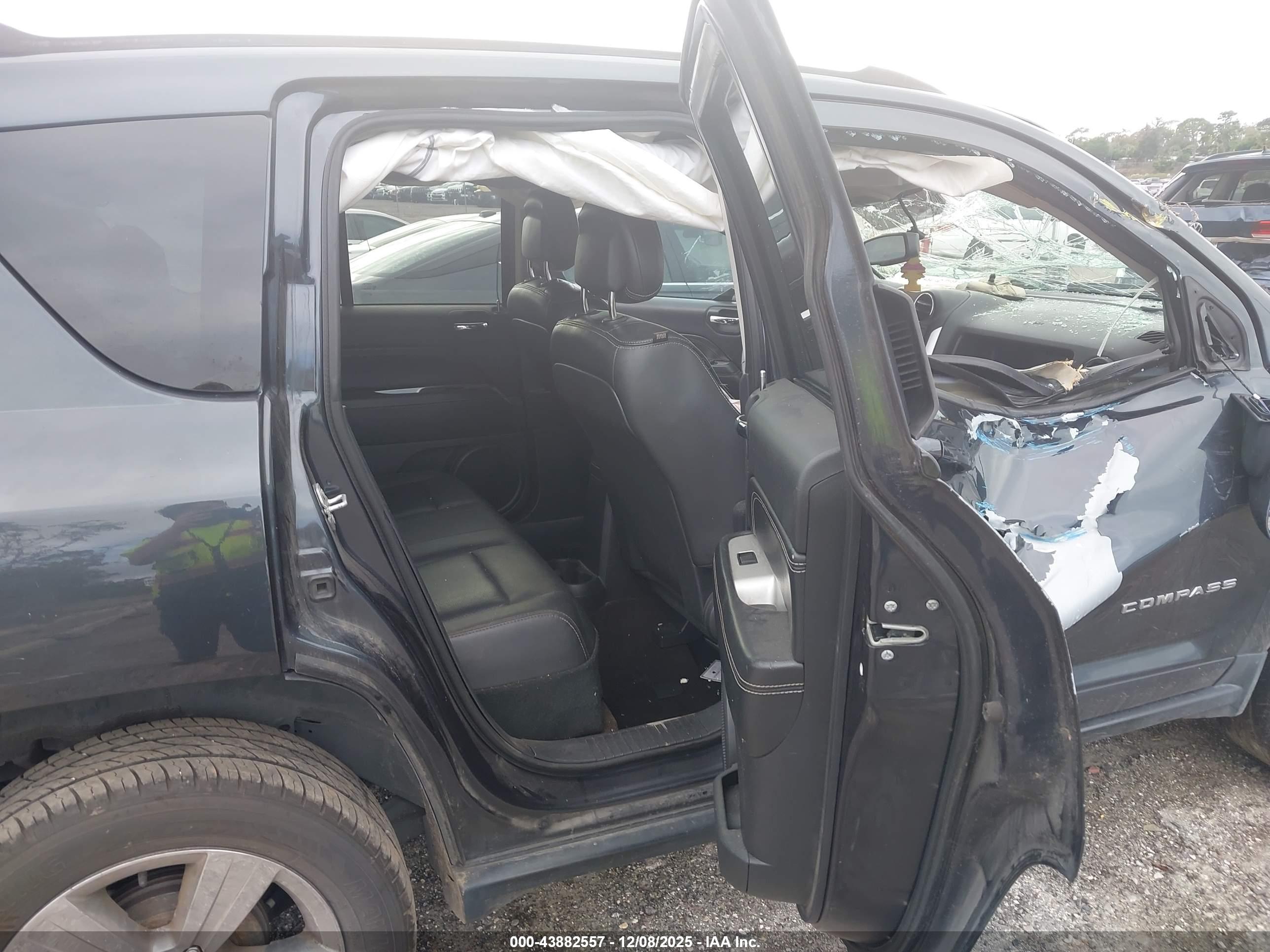 JEEP COMPASS image 8