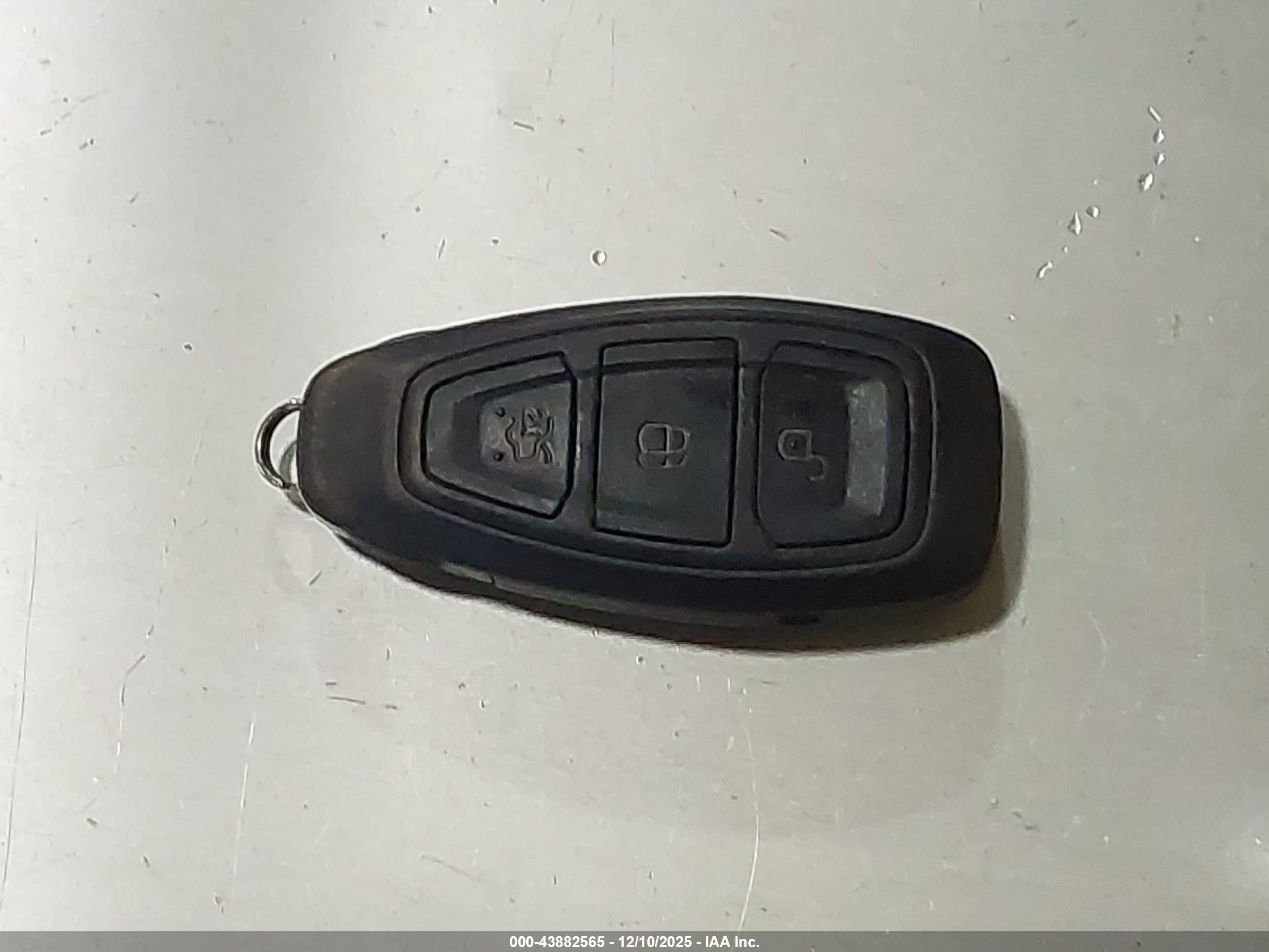 FORD FOCUS image 11