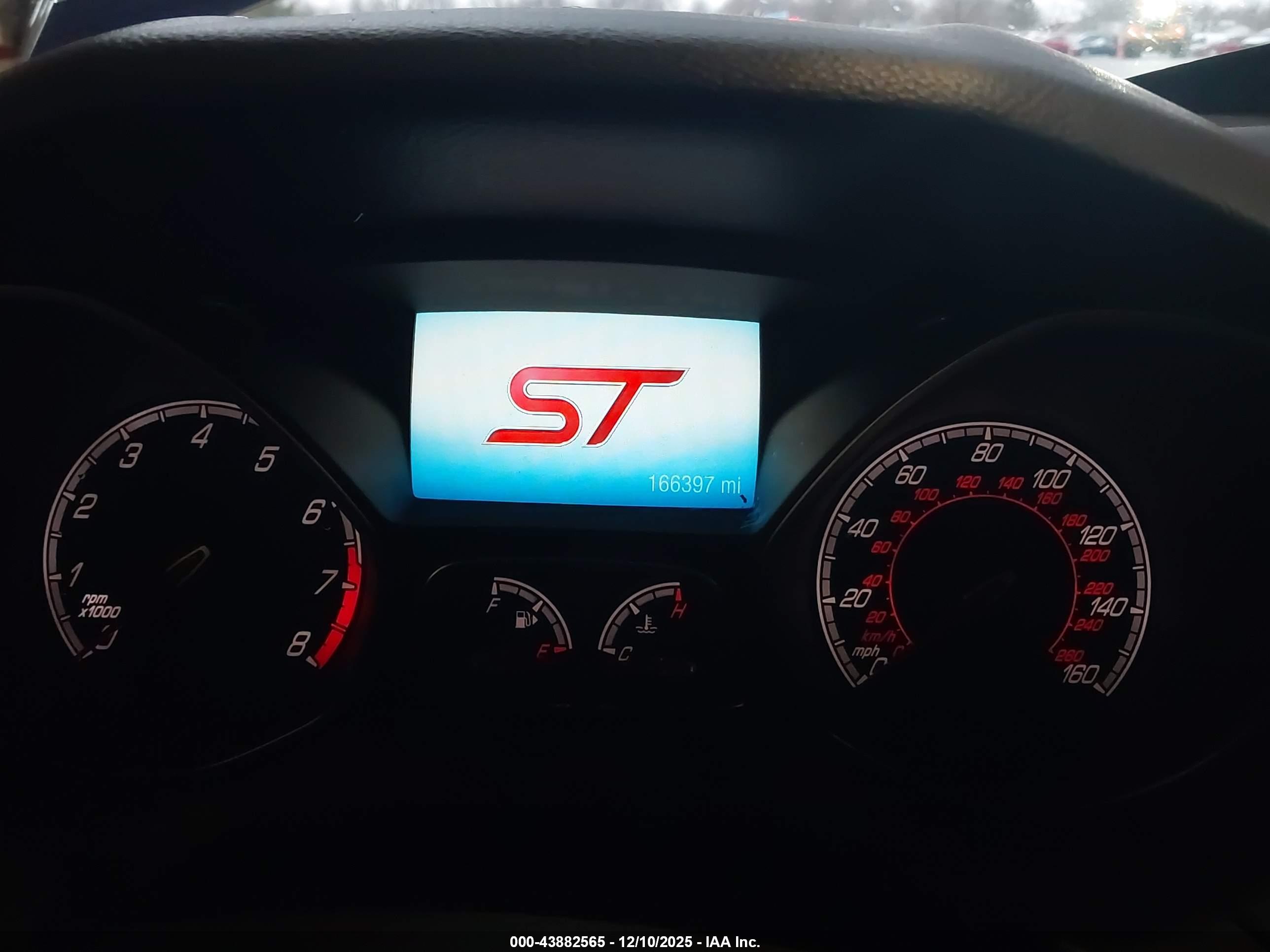 FORD FOCUS image 7