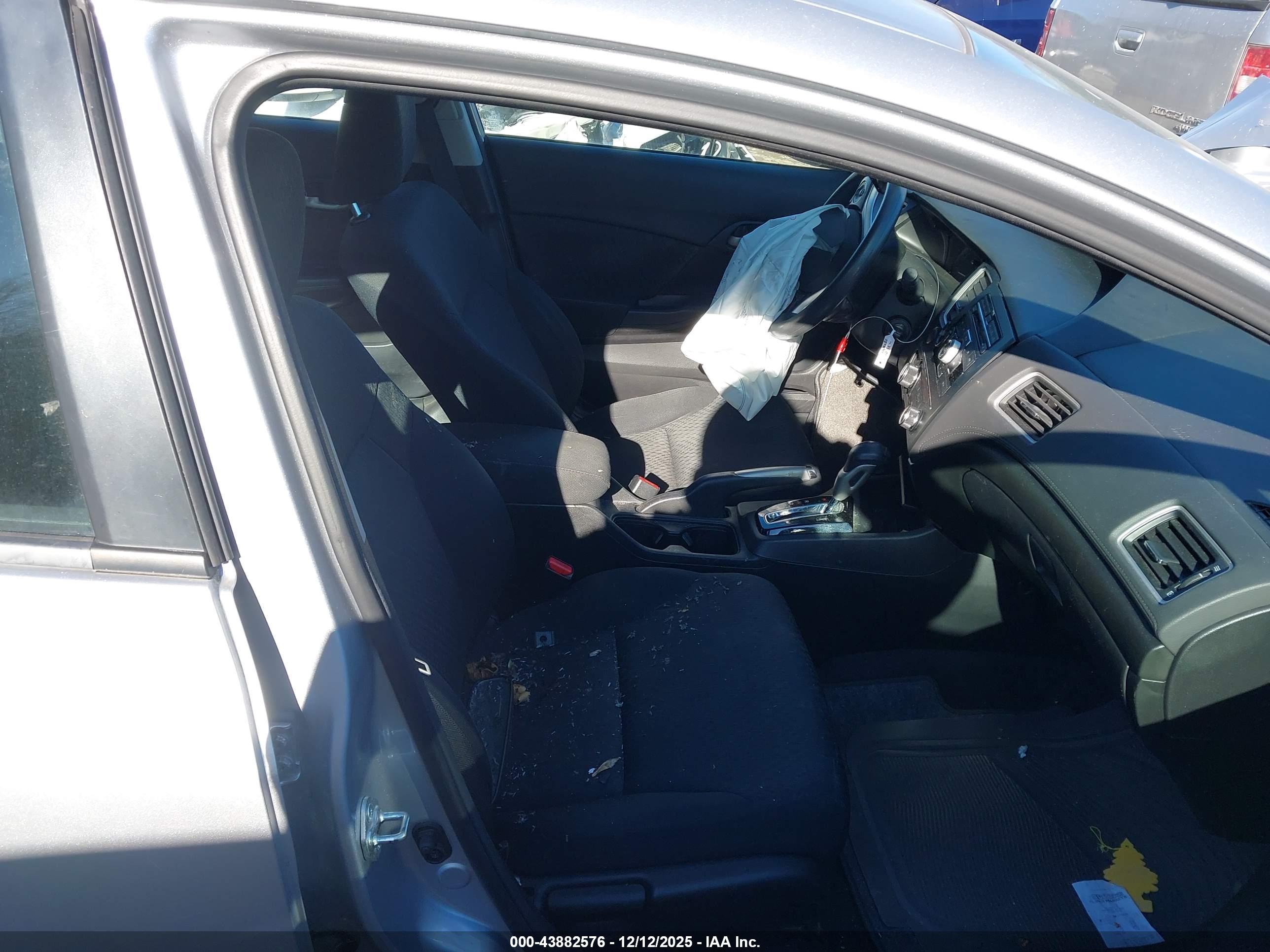 HONDA CIVIC image 5