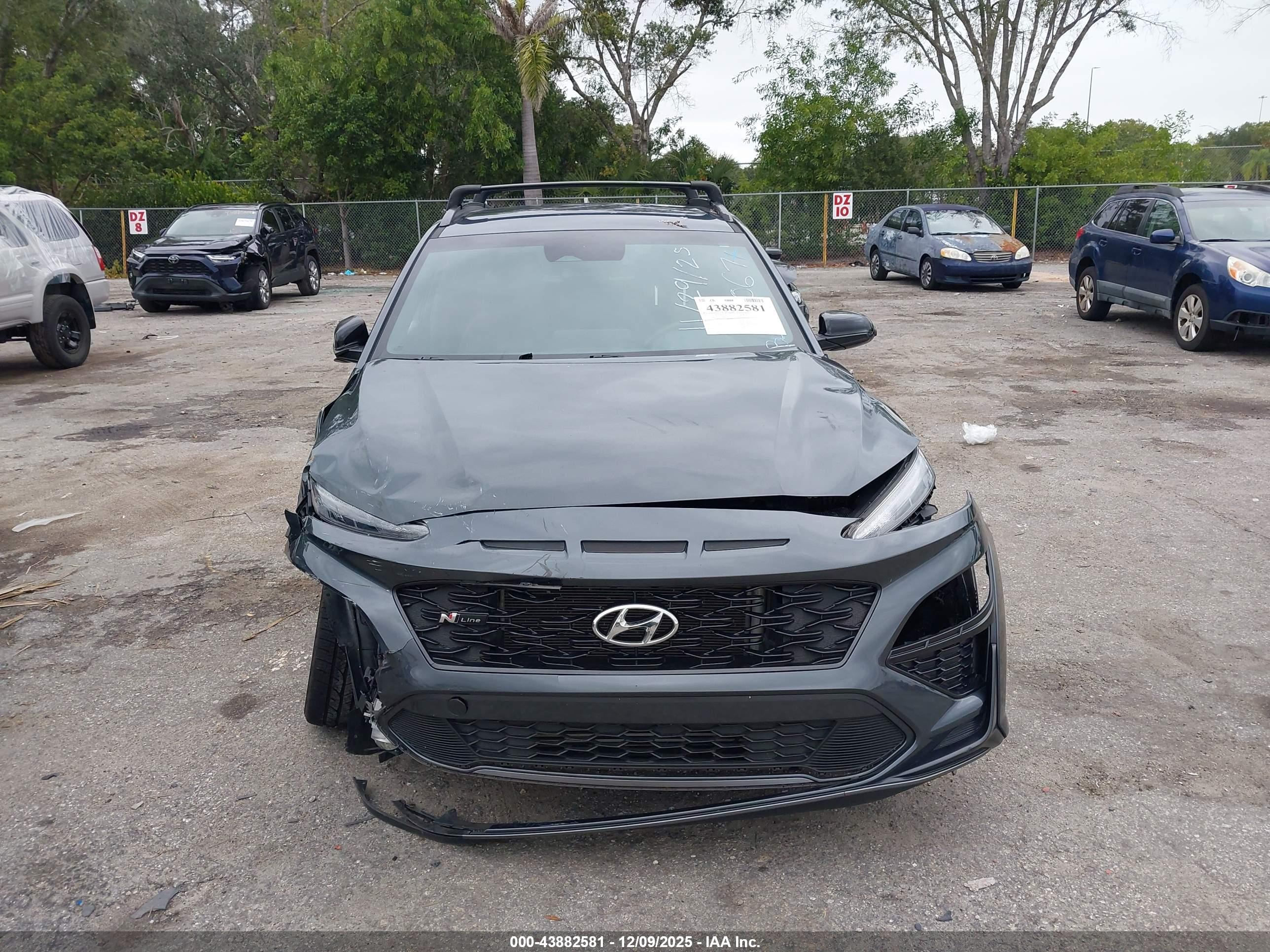 HYUNDAI KONA image 6