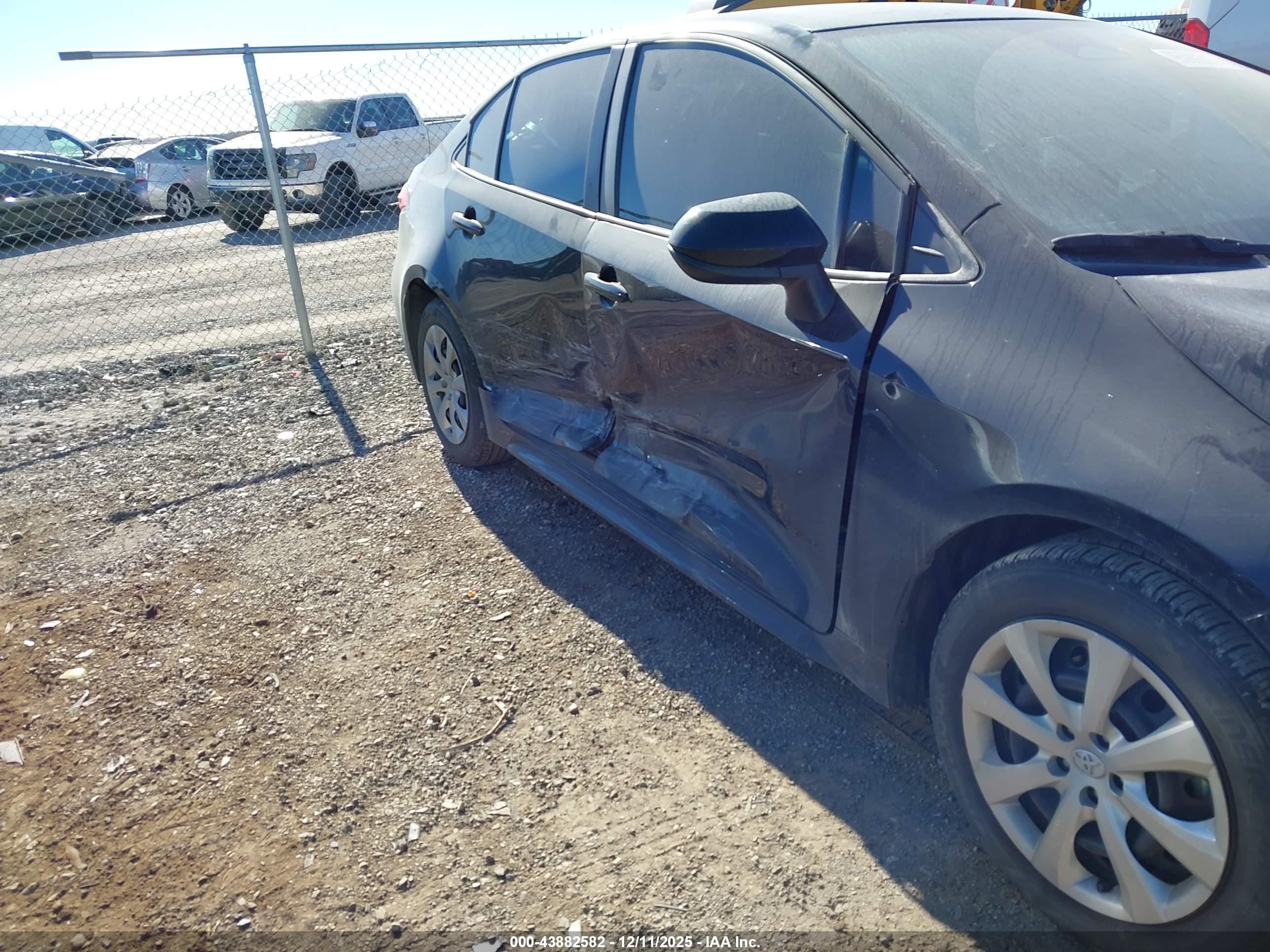 TOYOTA COROLLA image 6