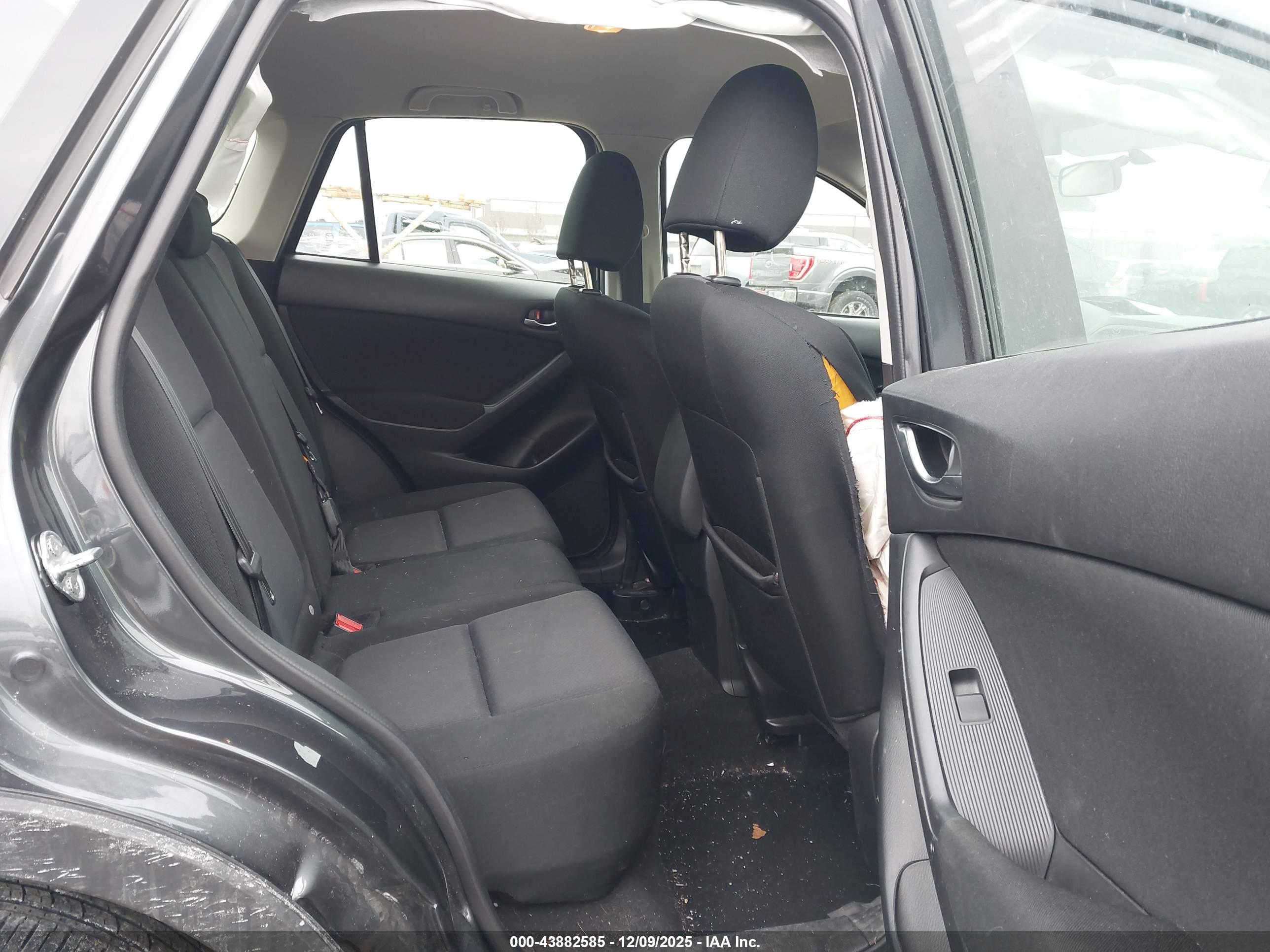 MAZDA CX-5 image 8