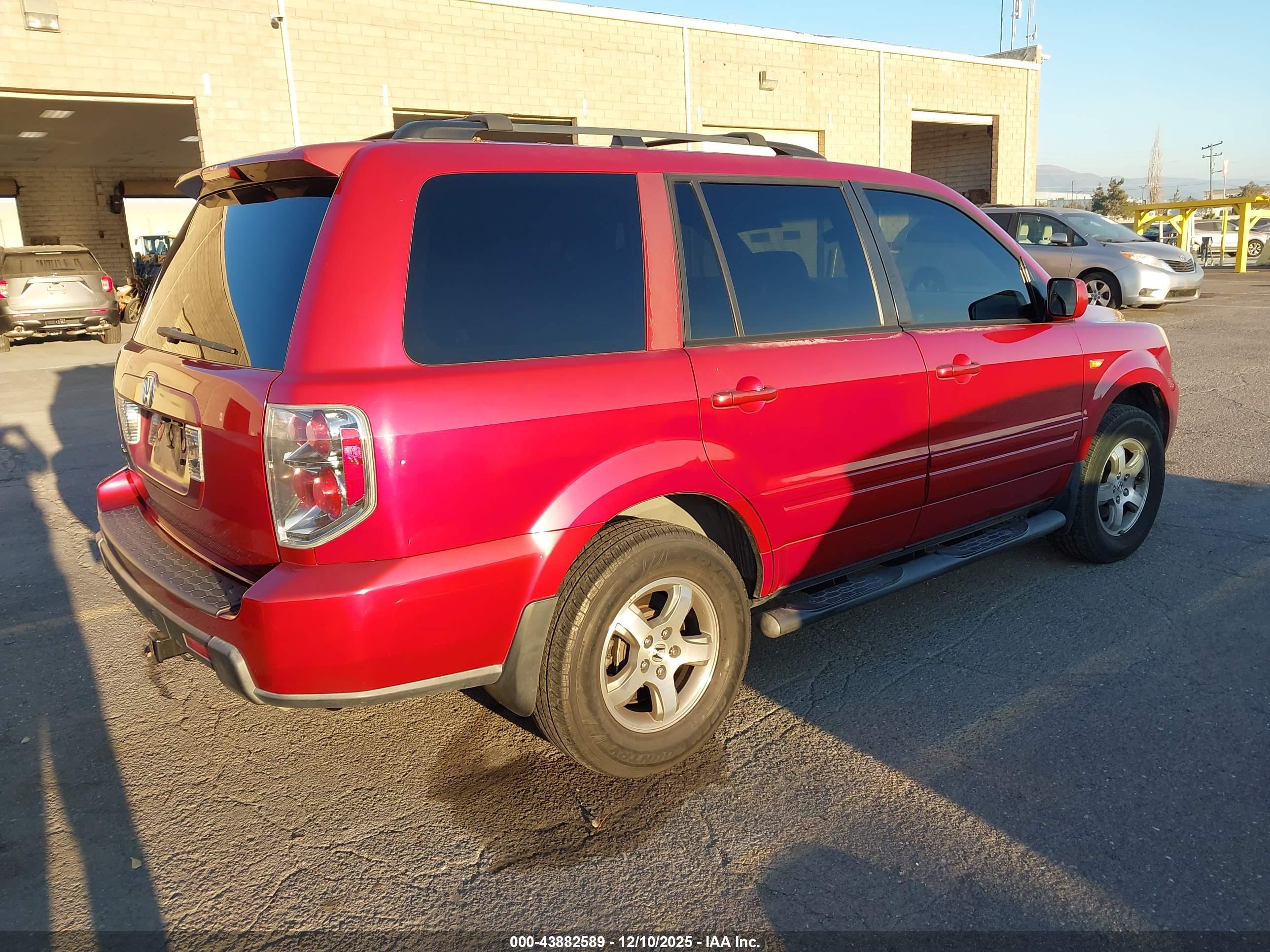 HONDA PILOT image 4