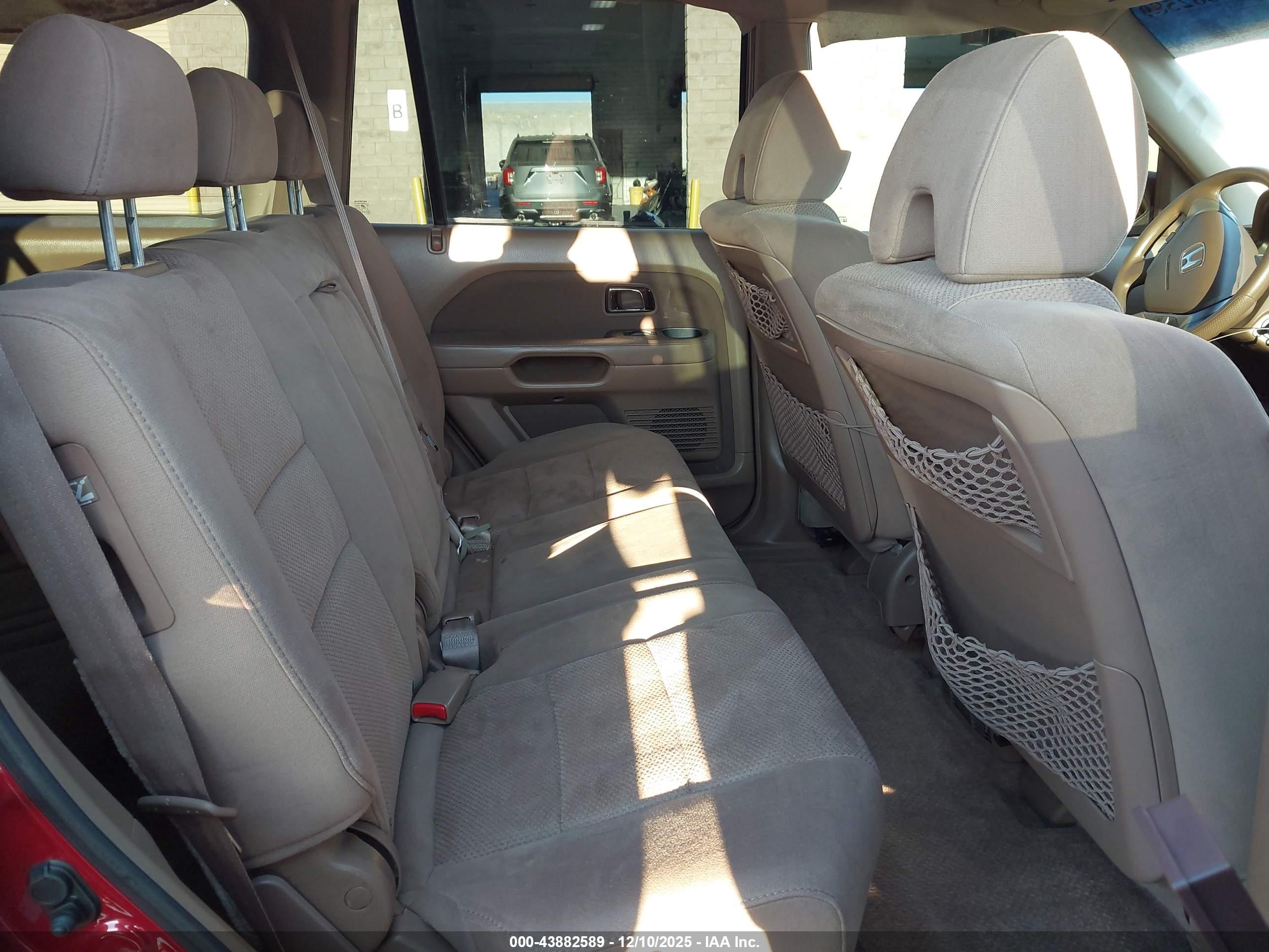 HONDA PILOT image 8