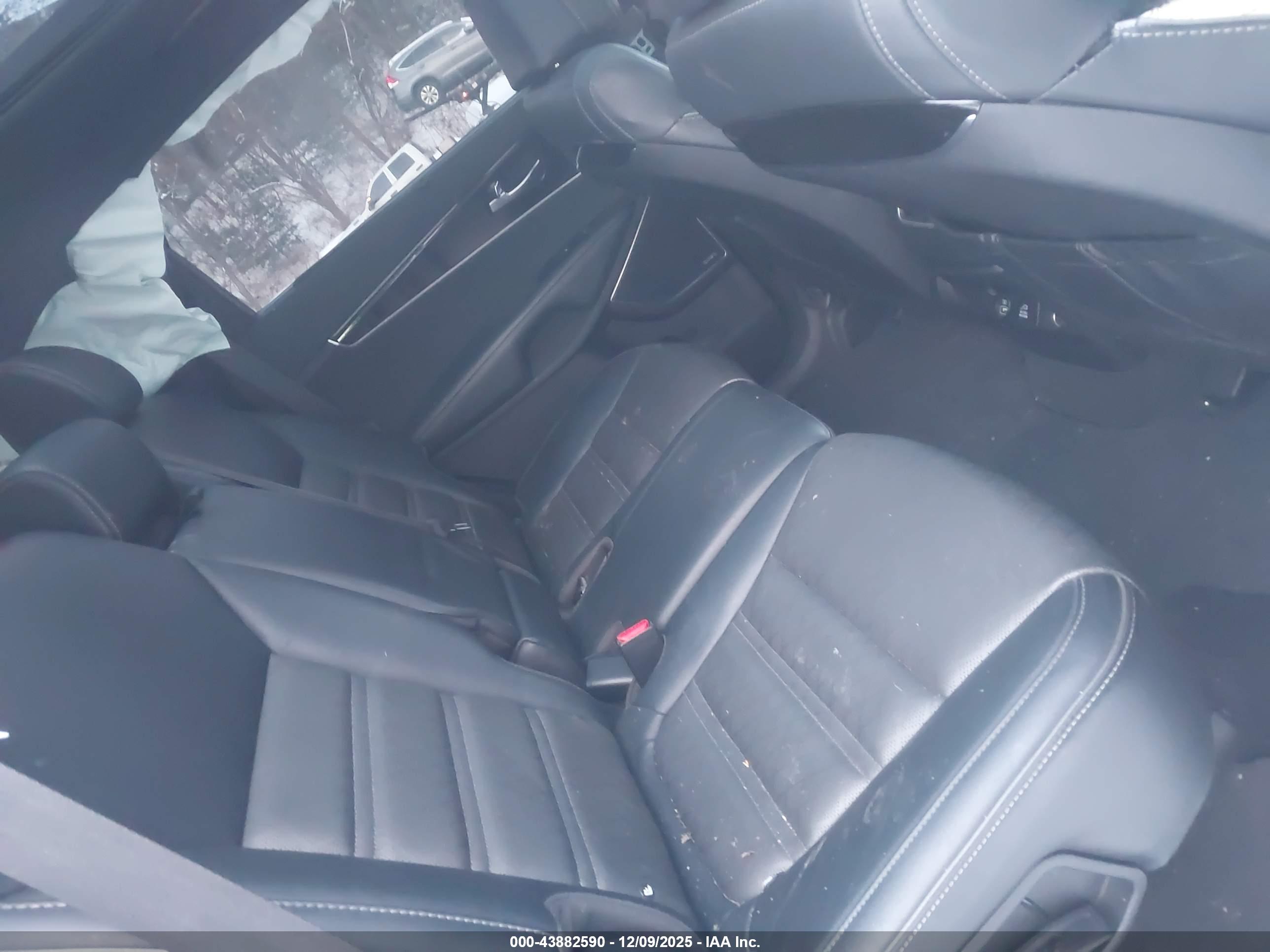 KIA SORENTO image 8