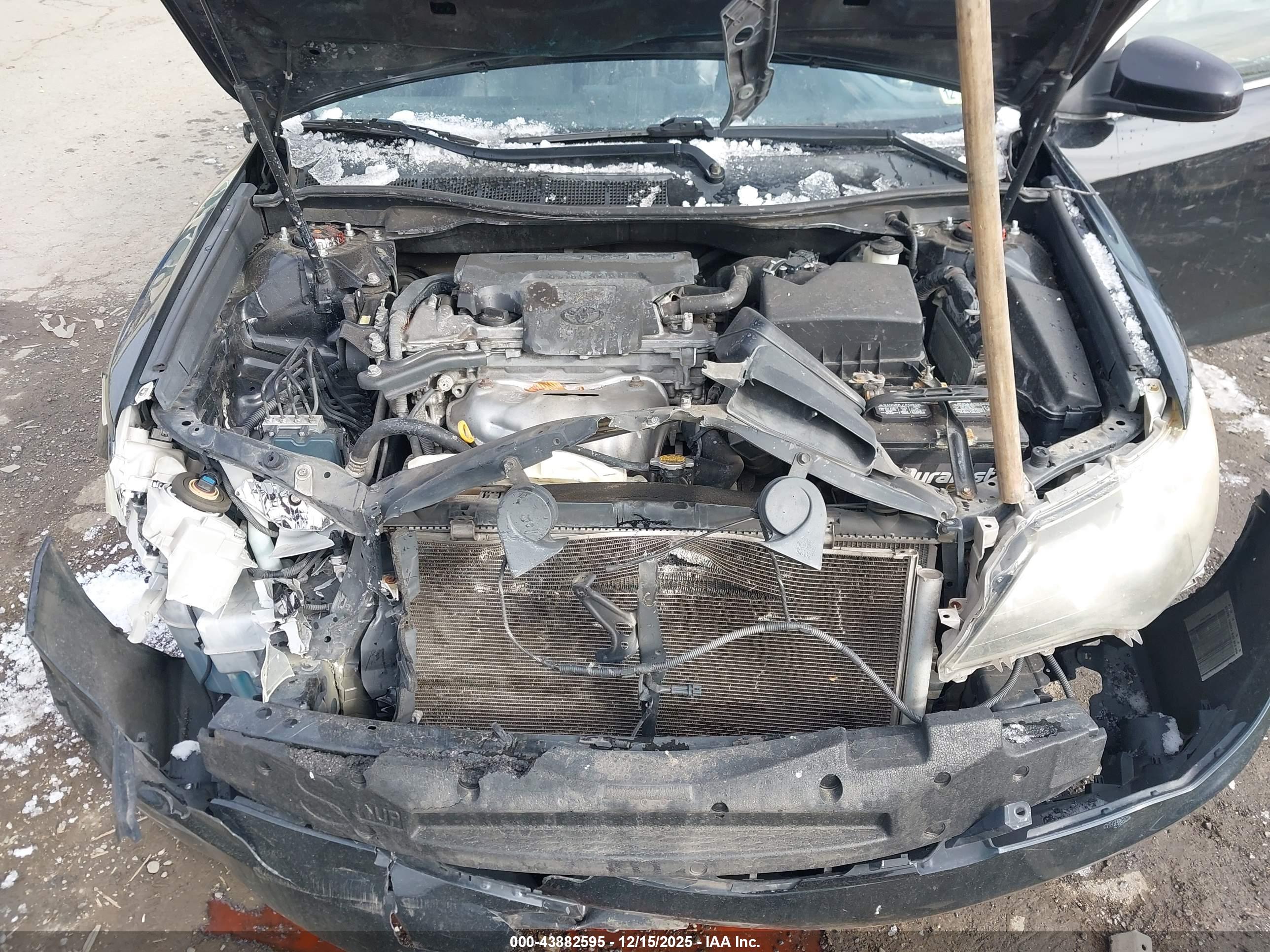 TOYOTA CAMRY image 10