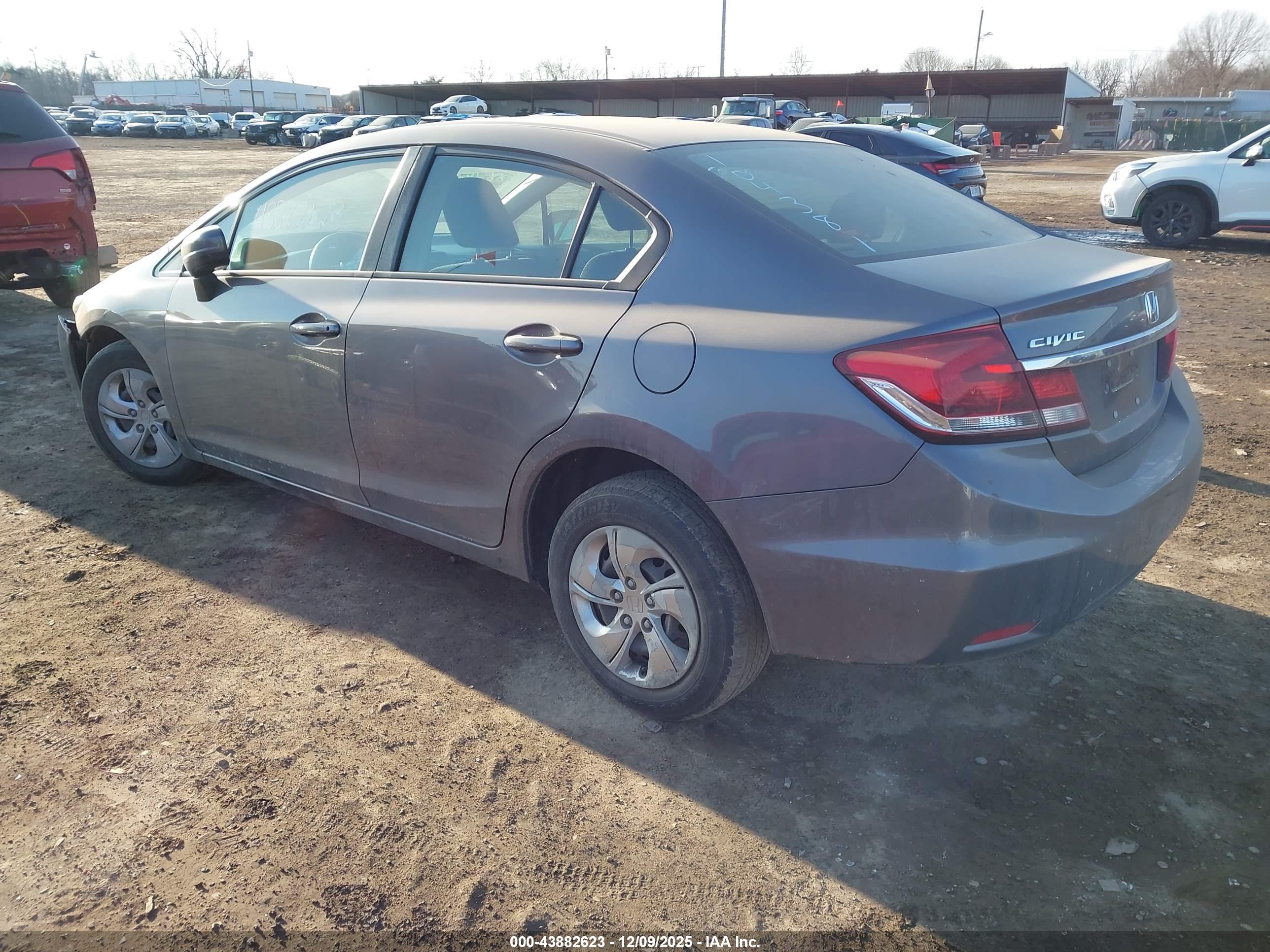 HONDA CIVIC image 3