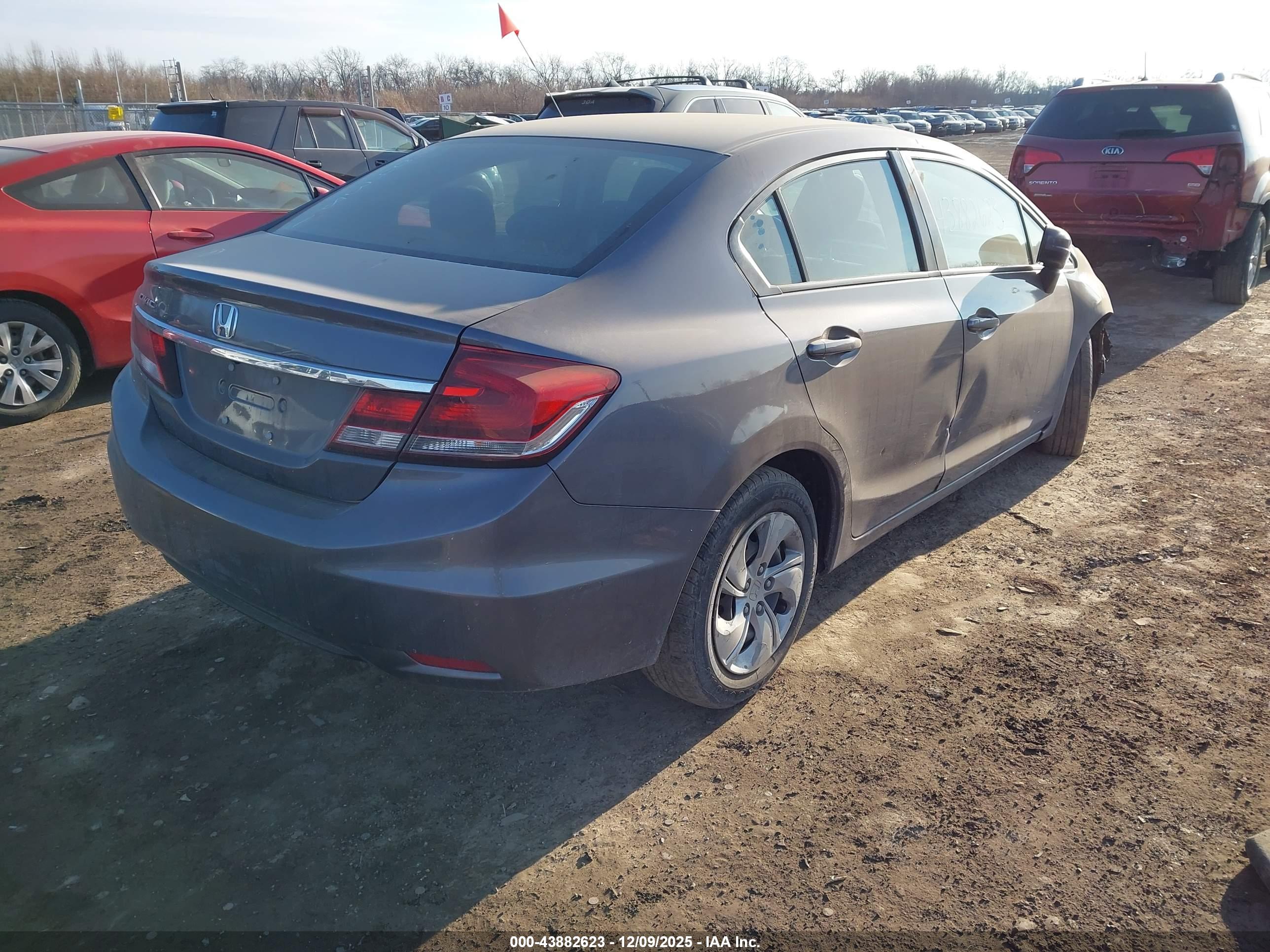 HONDA CIVIC image 4