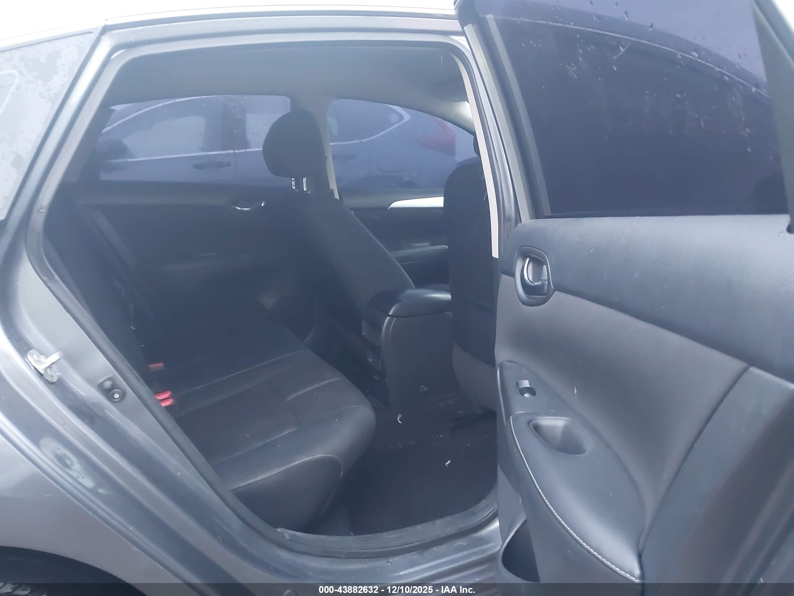 NISSAN SENTRA image 8
