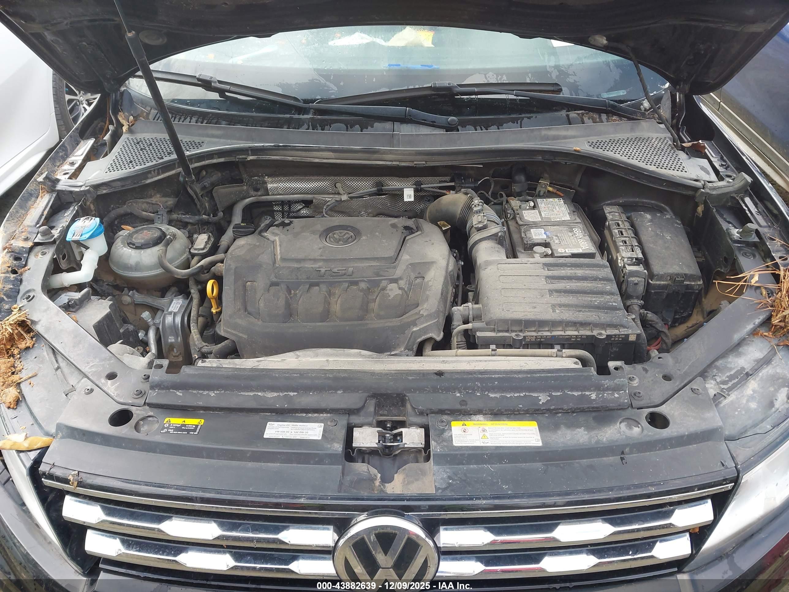 VOLKSWAGEN TIGUAN image 10