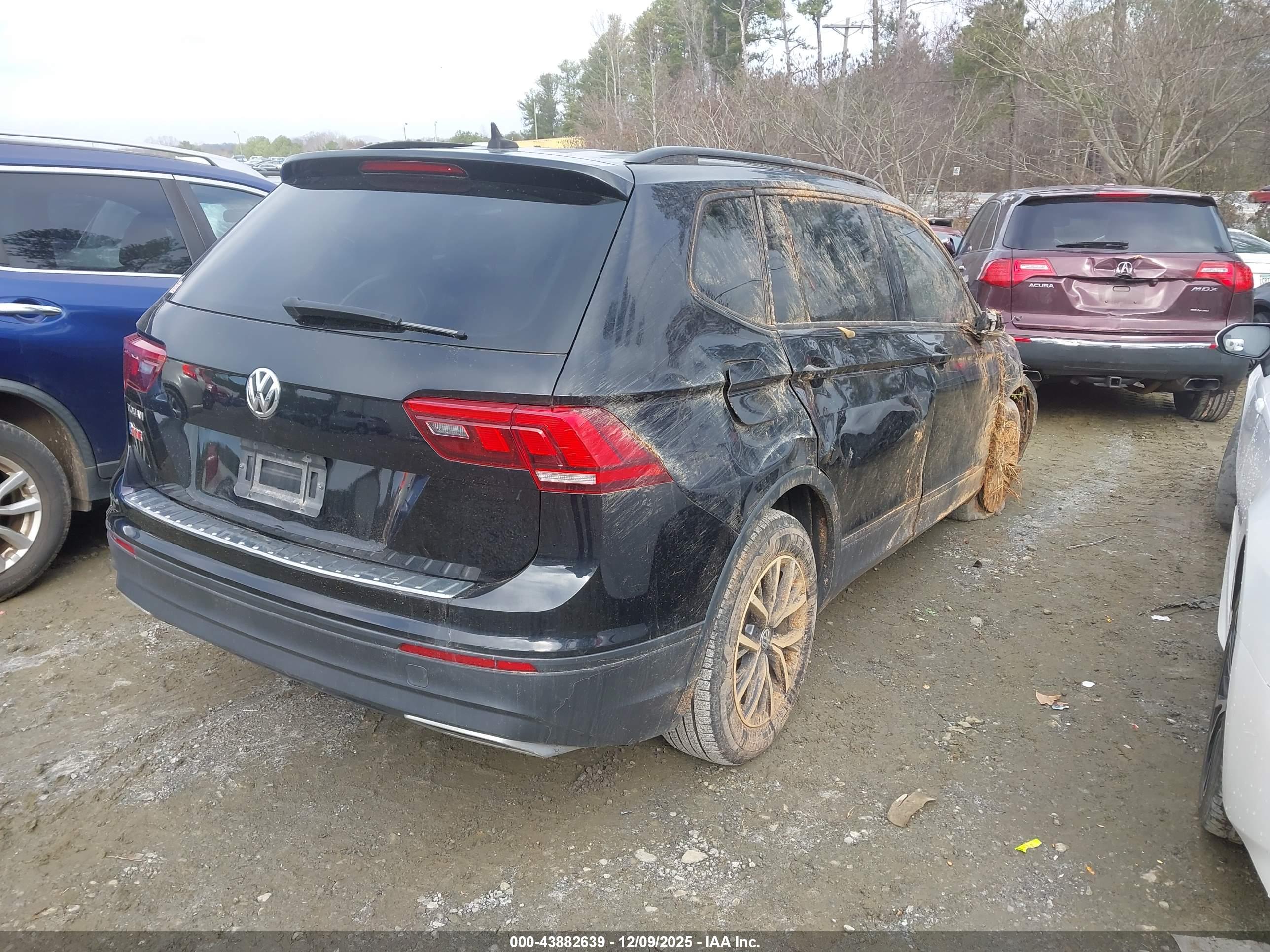 VOLKSWAGEN TIGUAN image 4