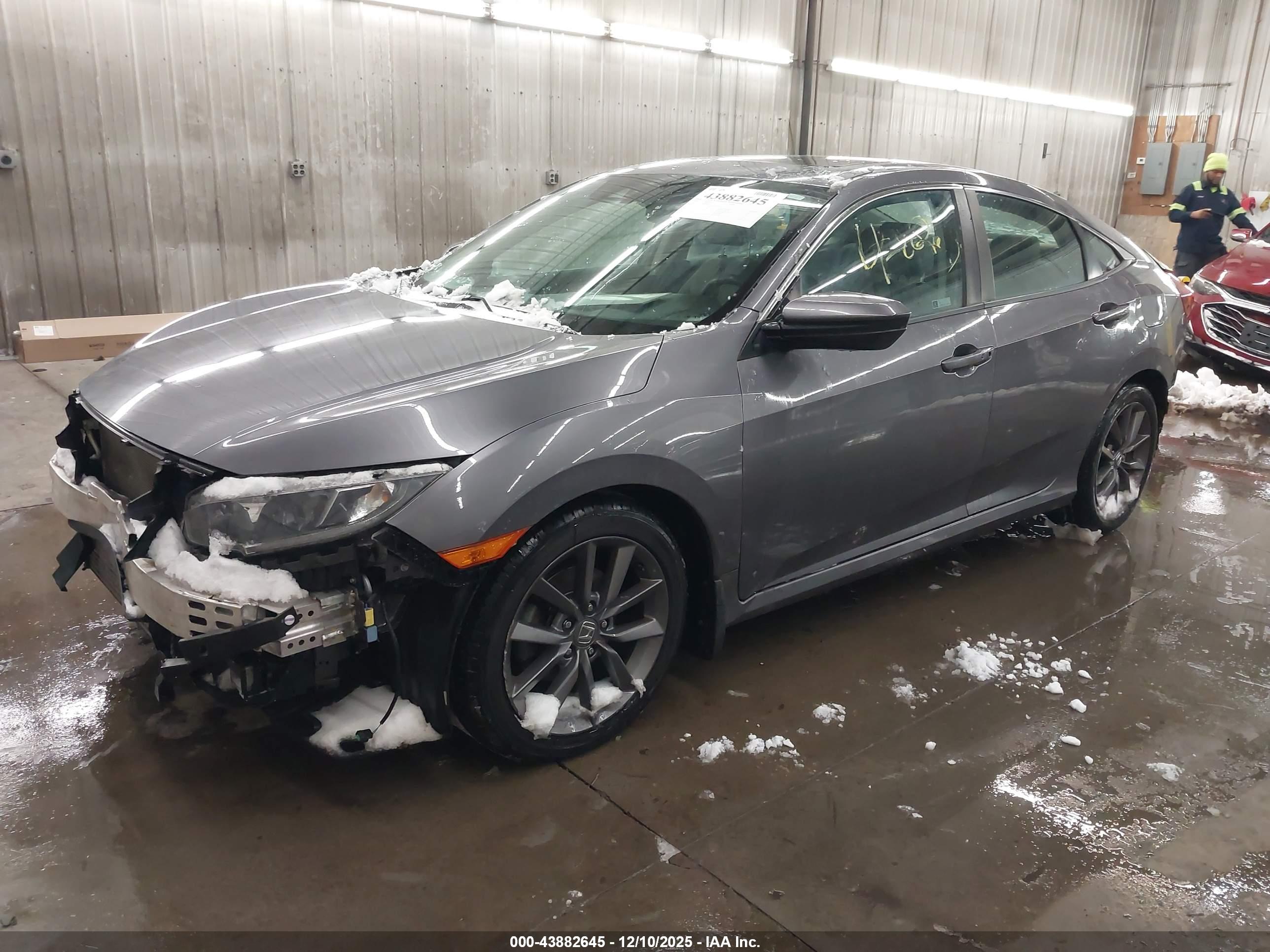 HONDA CIVIC image 2