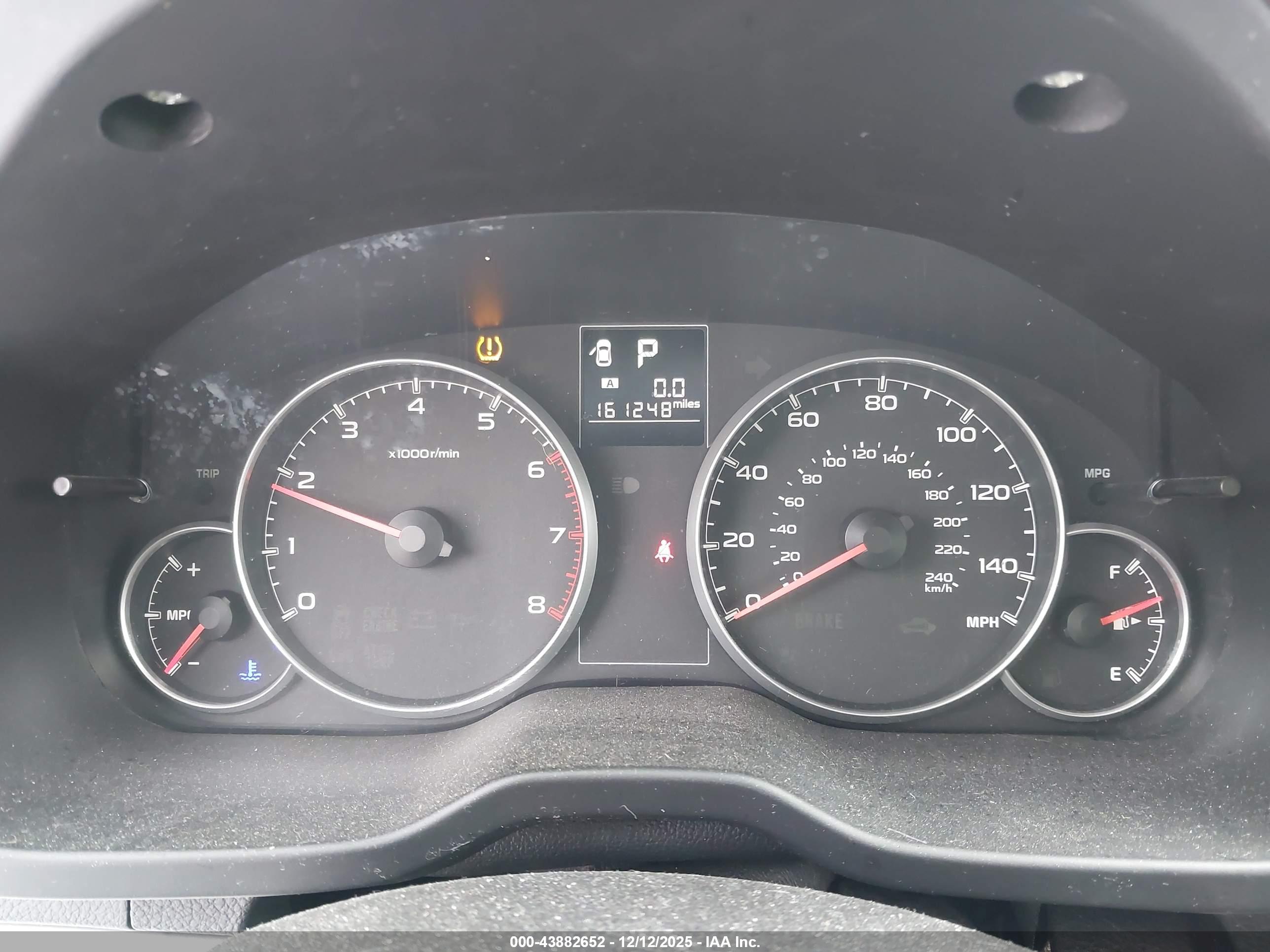 SUBARU OUTBACK image 7