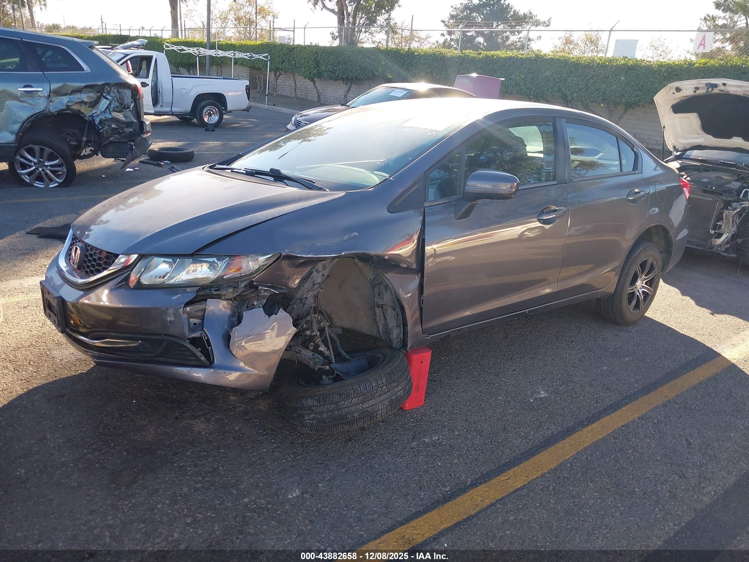 HONDA CIVIC image 2