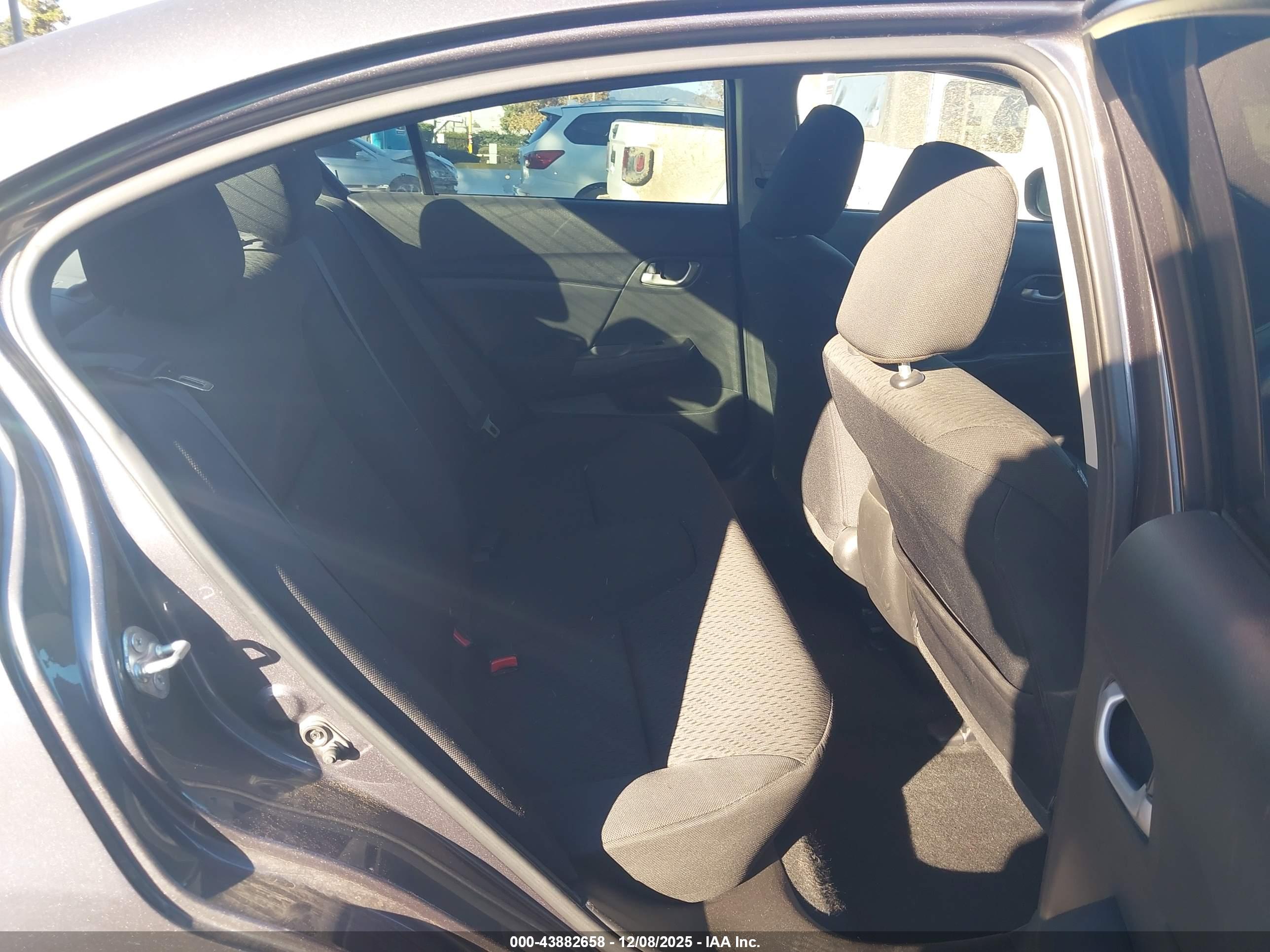 HONDA CIVIC image 8
