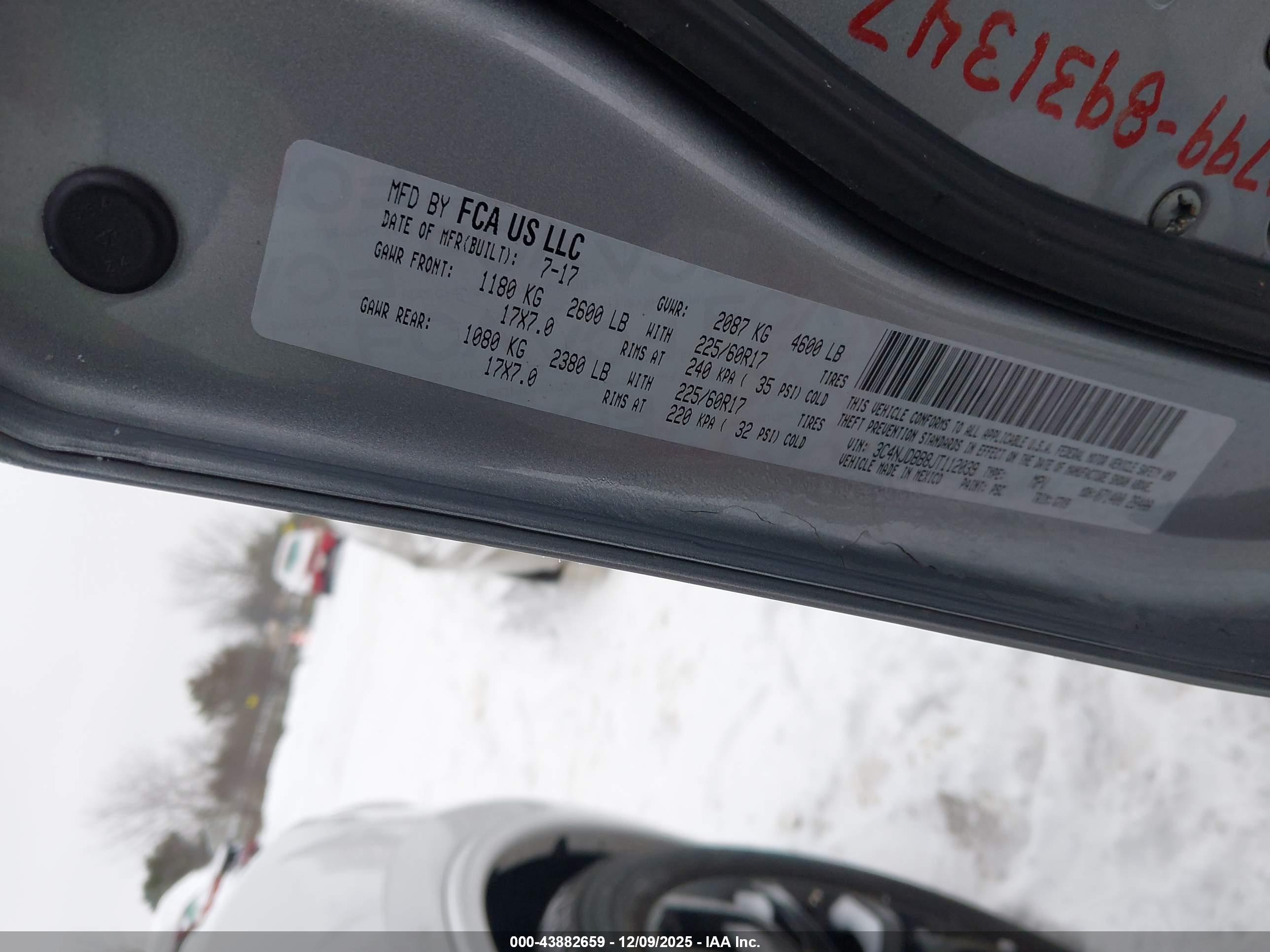 JEEP COMPASS image 9