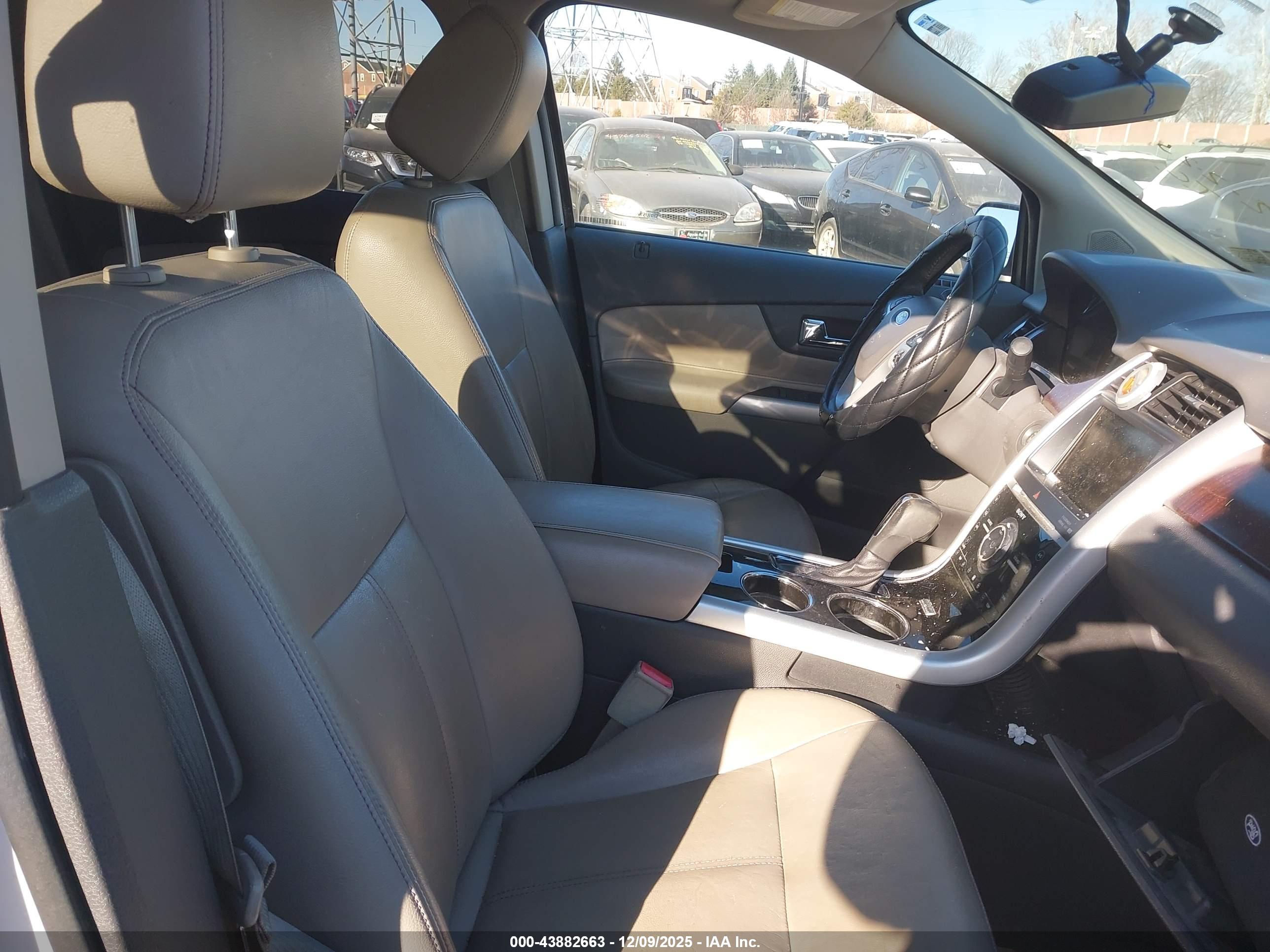 FORD EDGE image 5