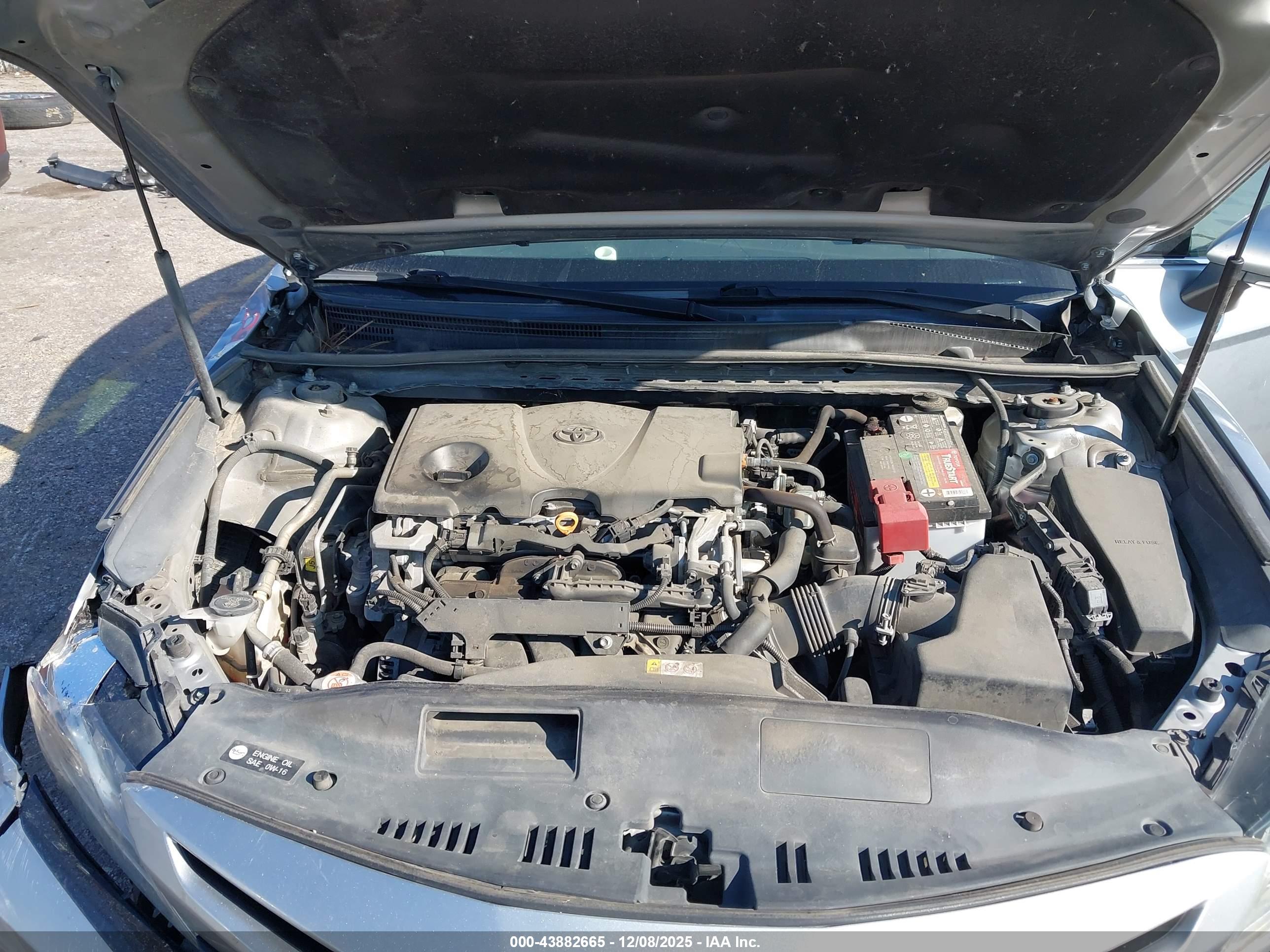 TOYOTA CAMRY image 10