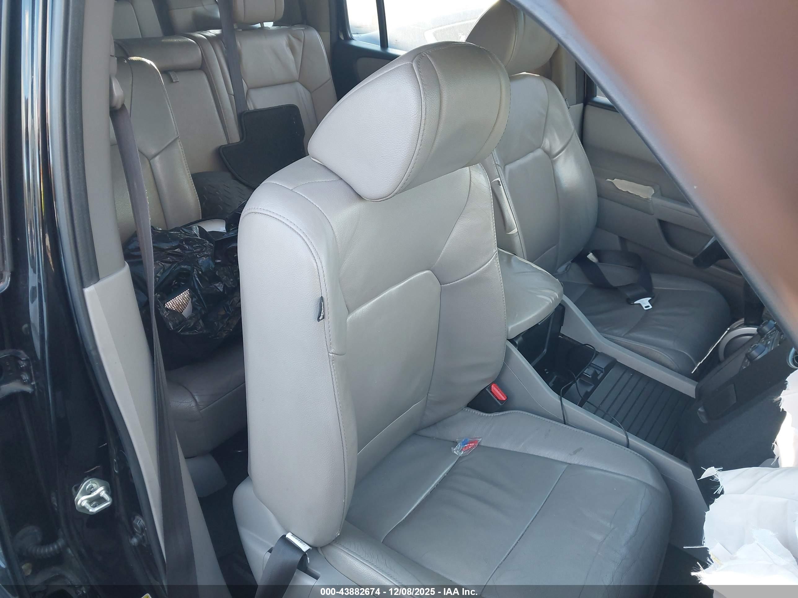 HONDA PILOT image 5