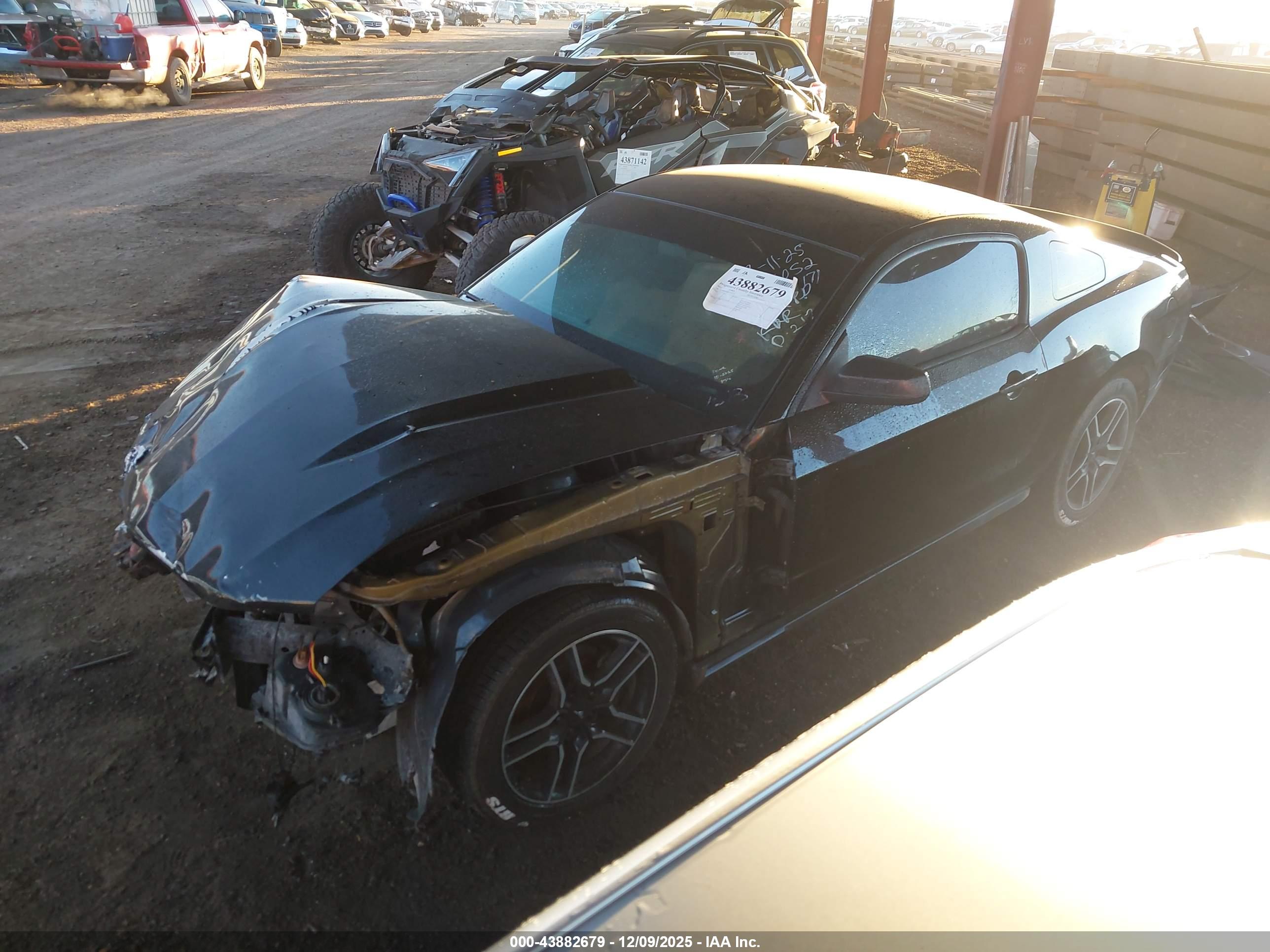 FORD MUSTANG image 2
