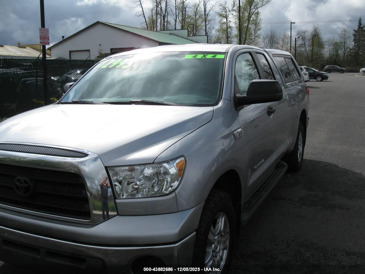 TOYOTA TUNDRA image 2