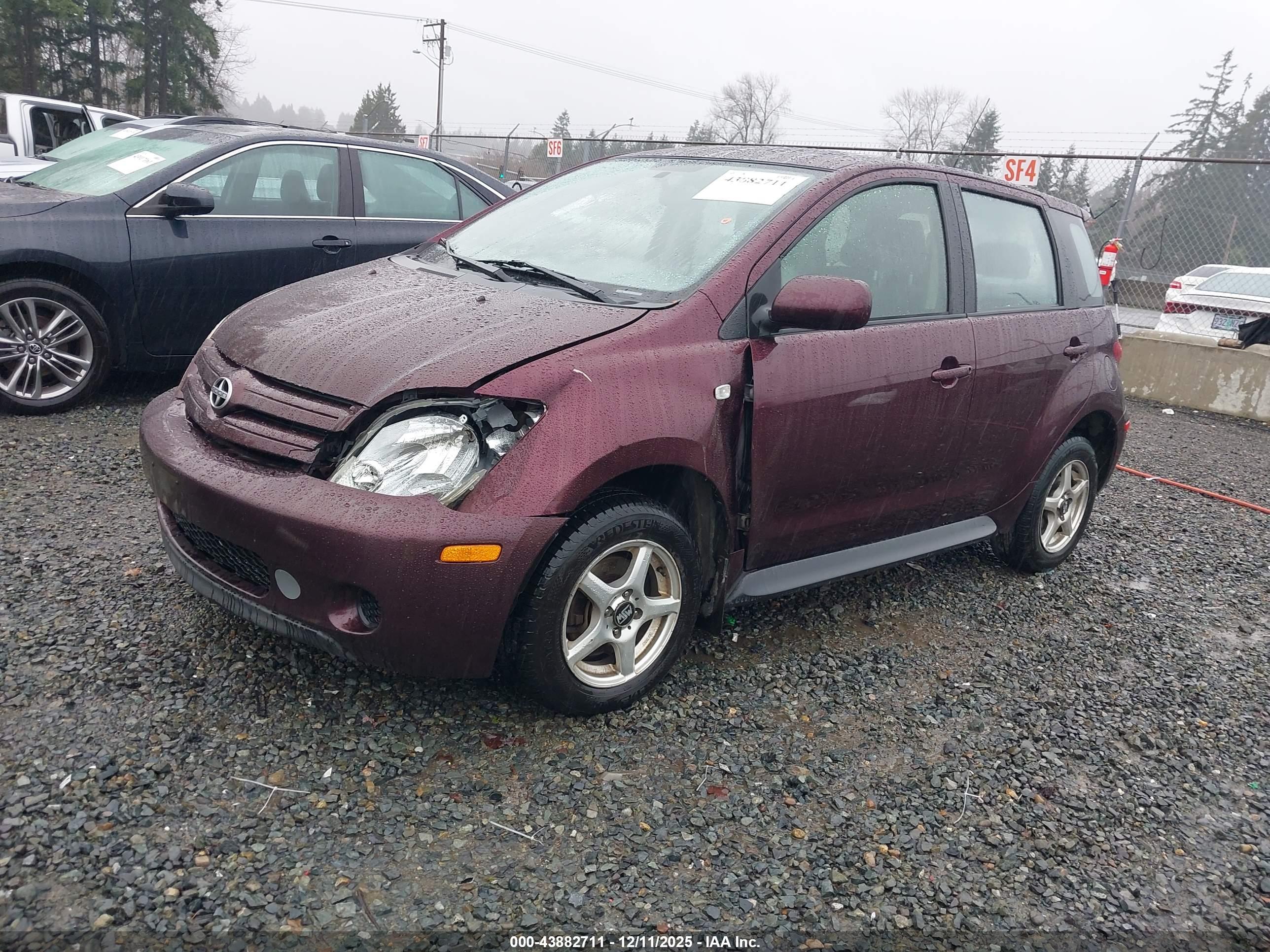 SCION XA image 2