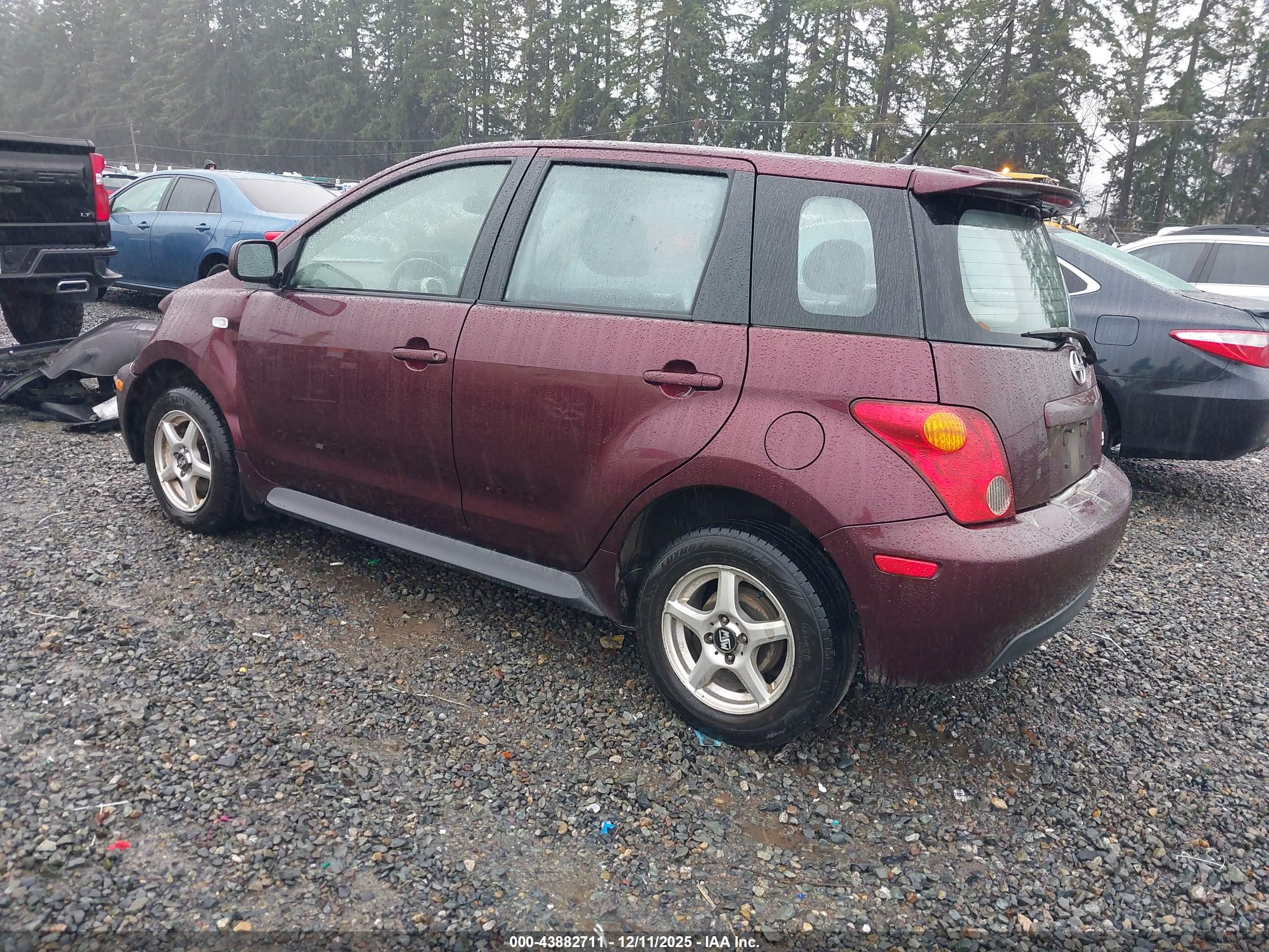 SCION XA image 3