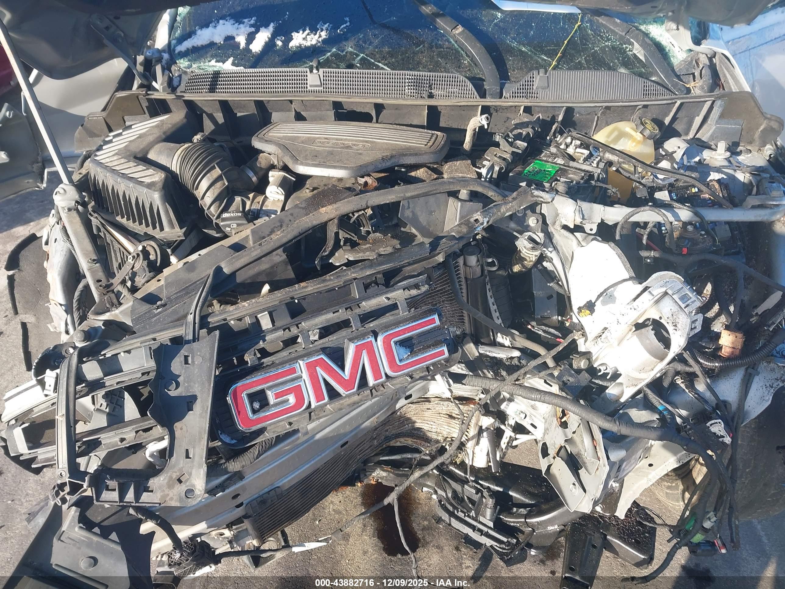 GMC ACADIA image 10
