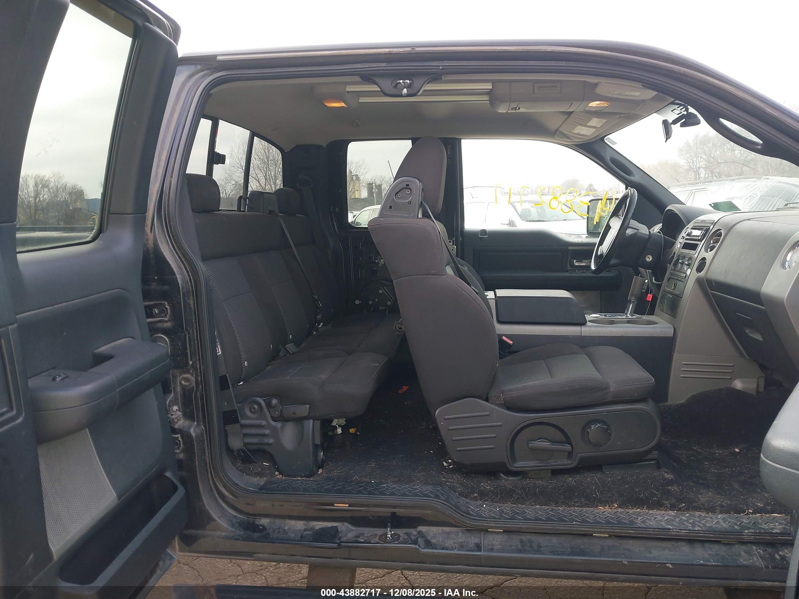 FORD F-150 image 8