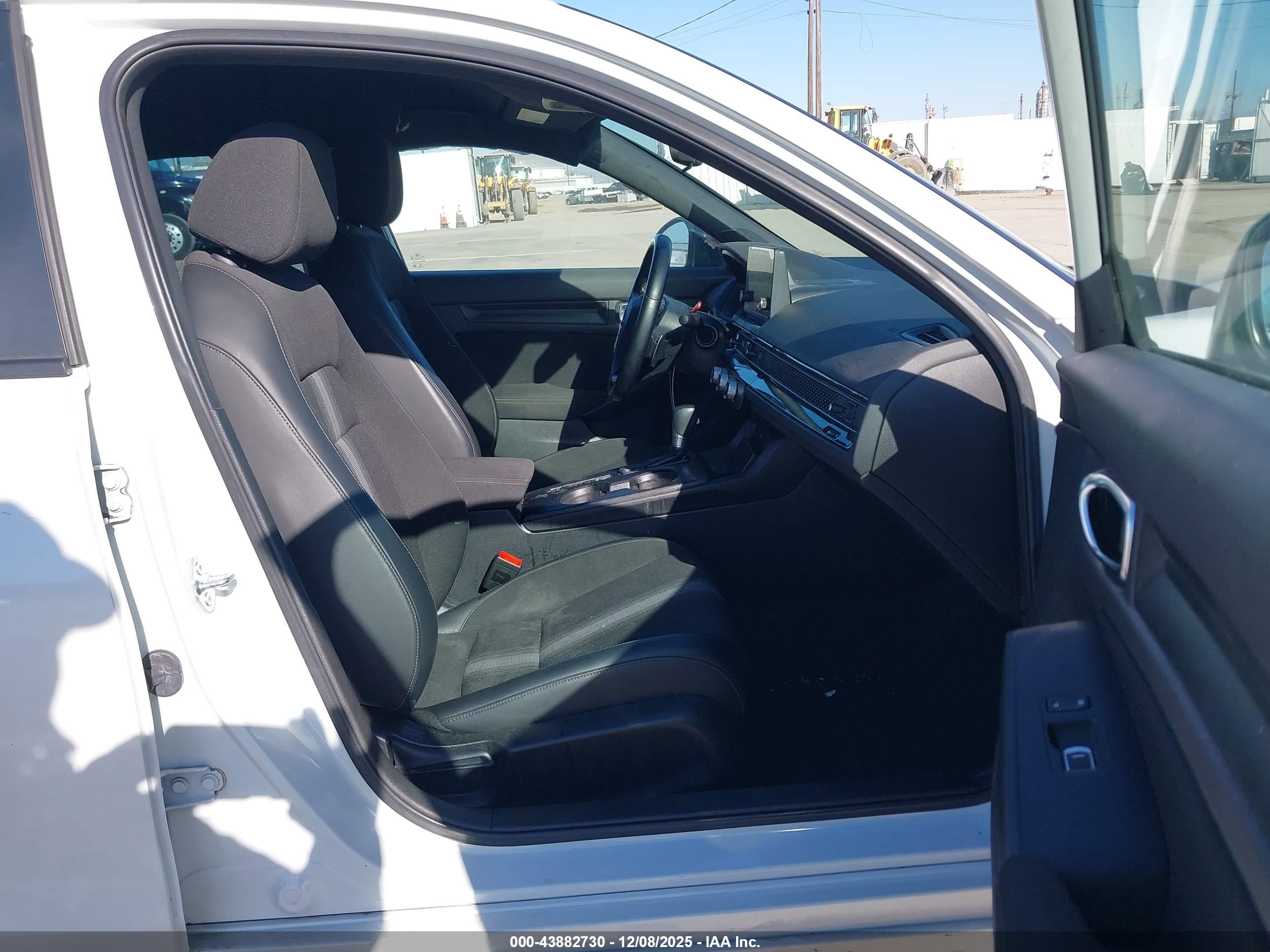 HONDA CIVIC image 5