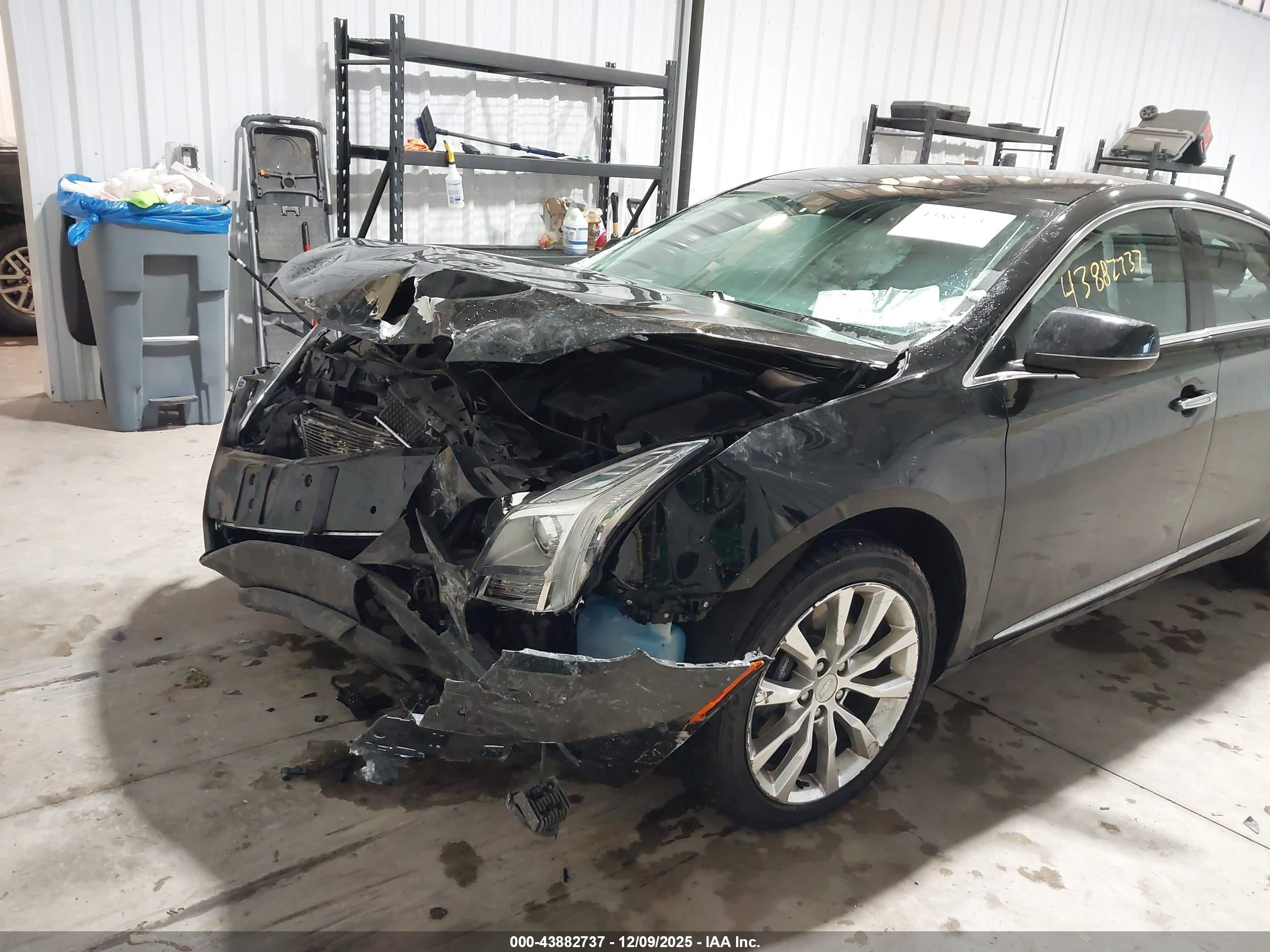 CADILLAC XTS image 6