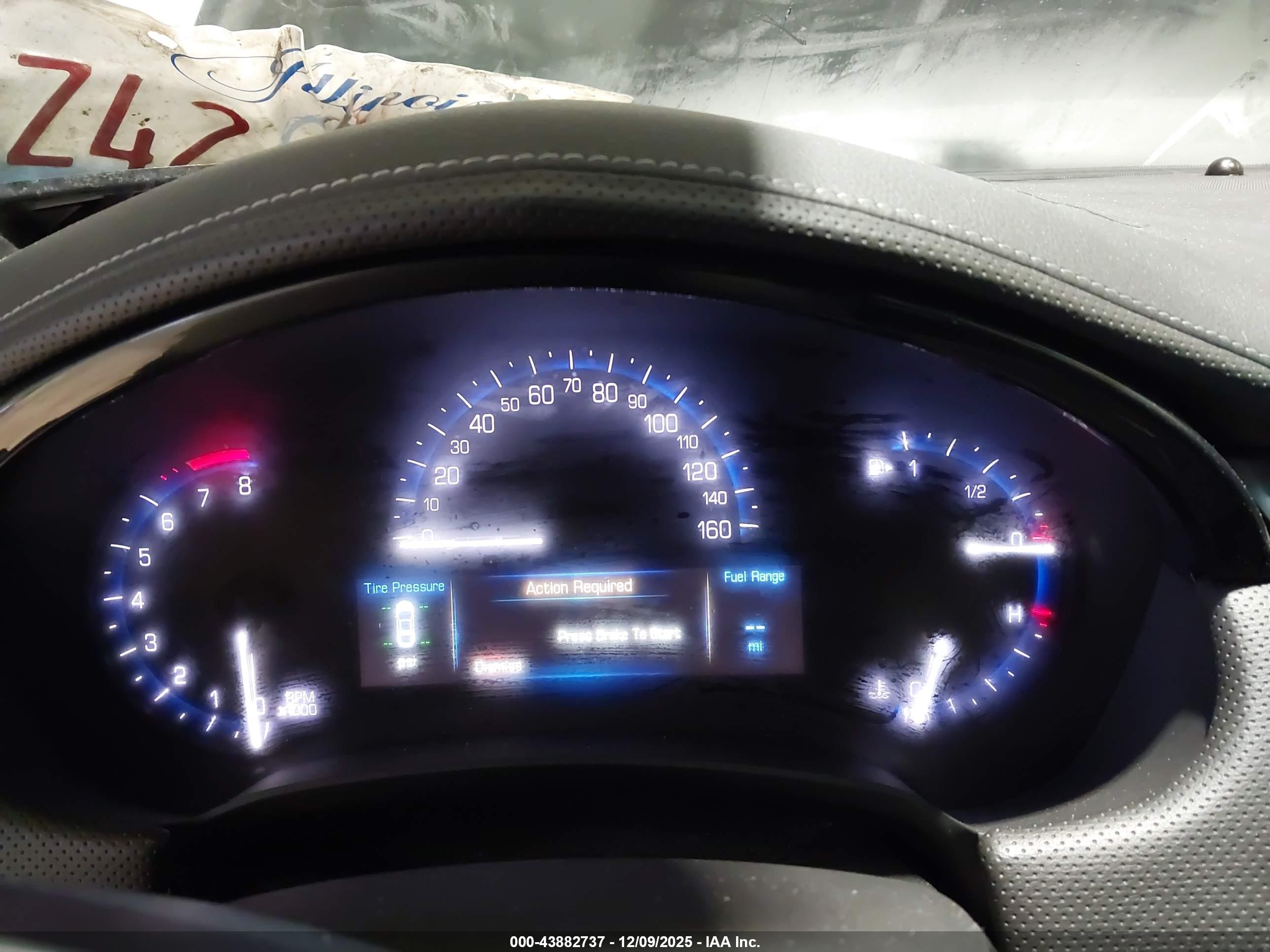 CADILLAC XTS image 7