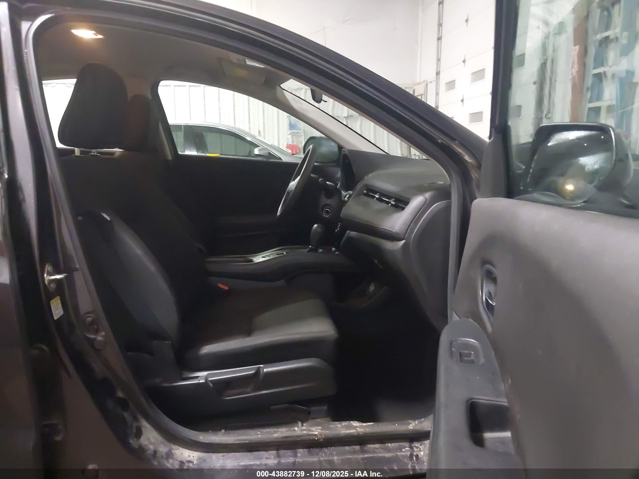HONDA HR-V image 5