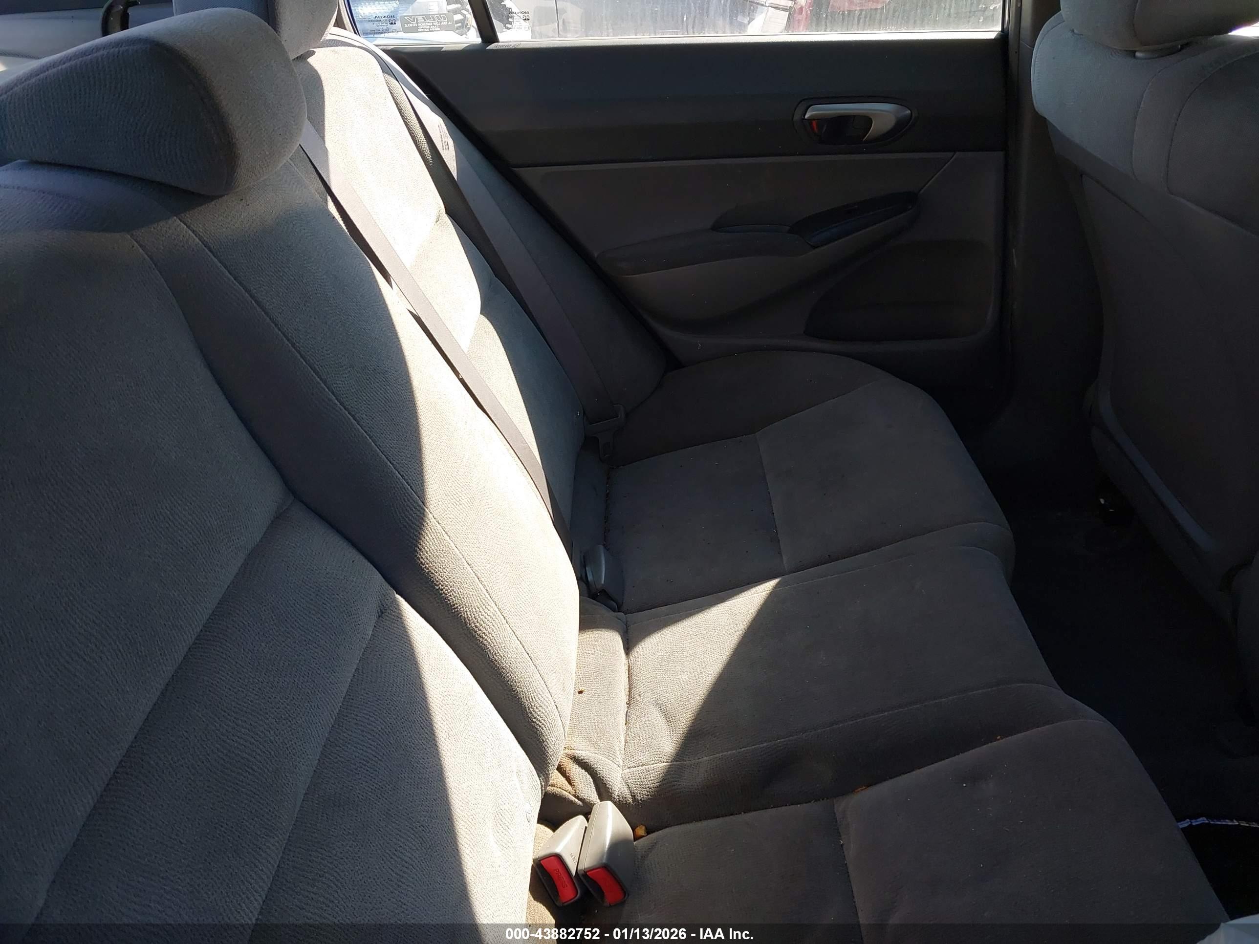 HONDA CIVIC image 8