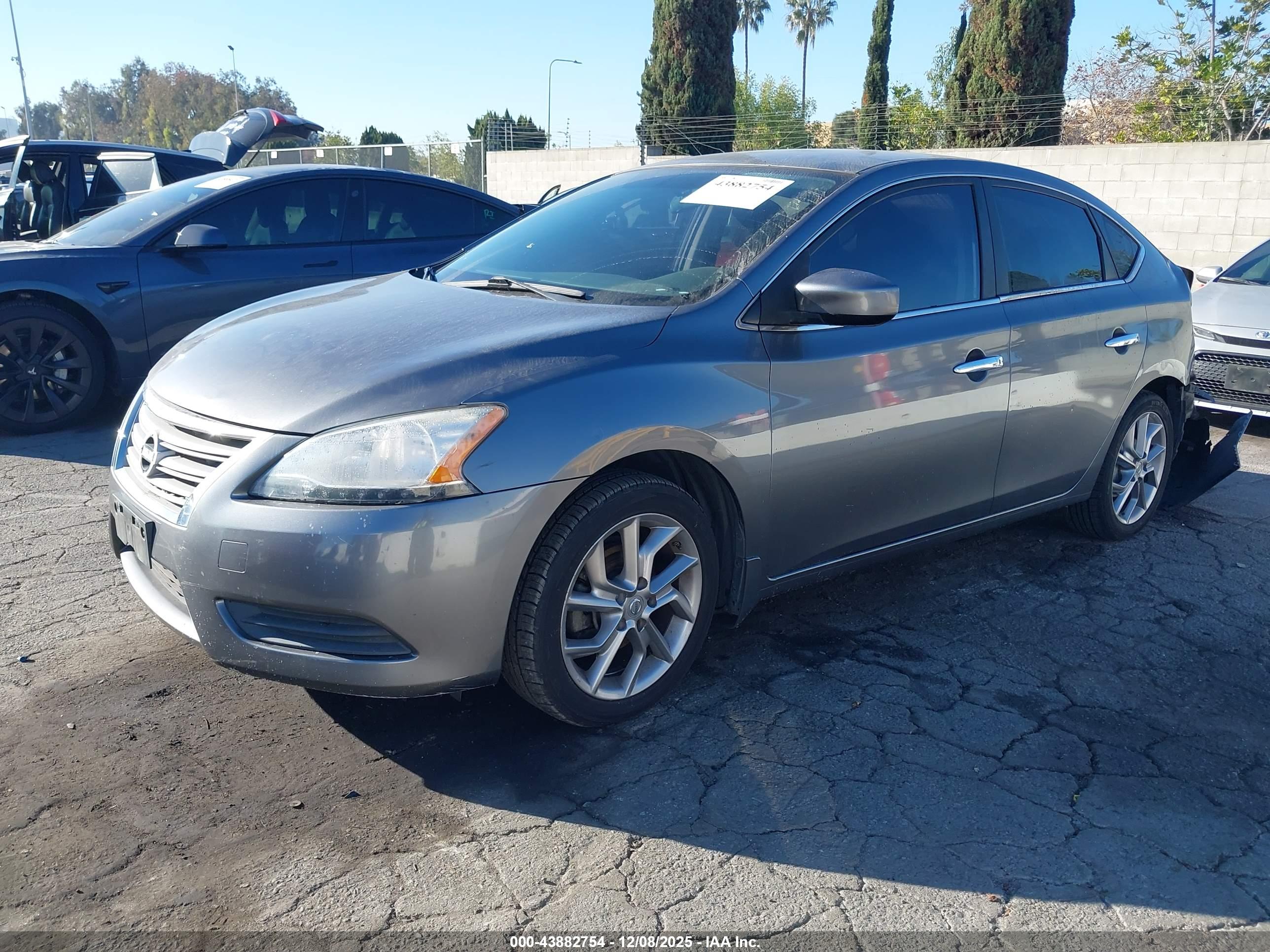 NISSAN SENTRA image 2