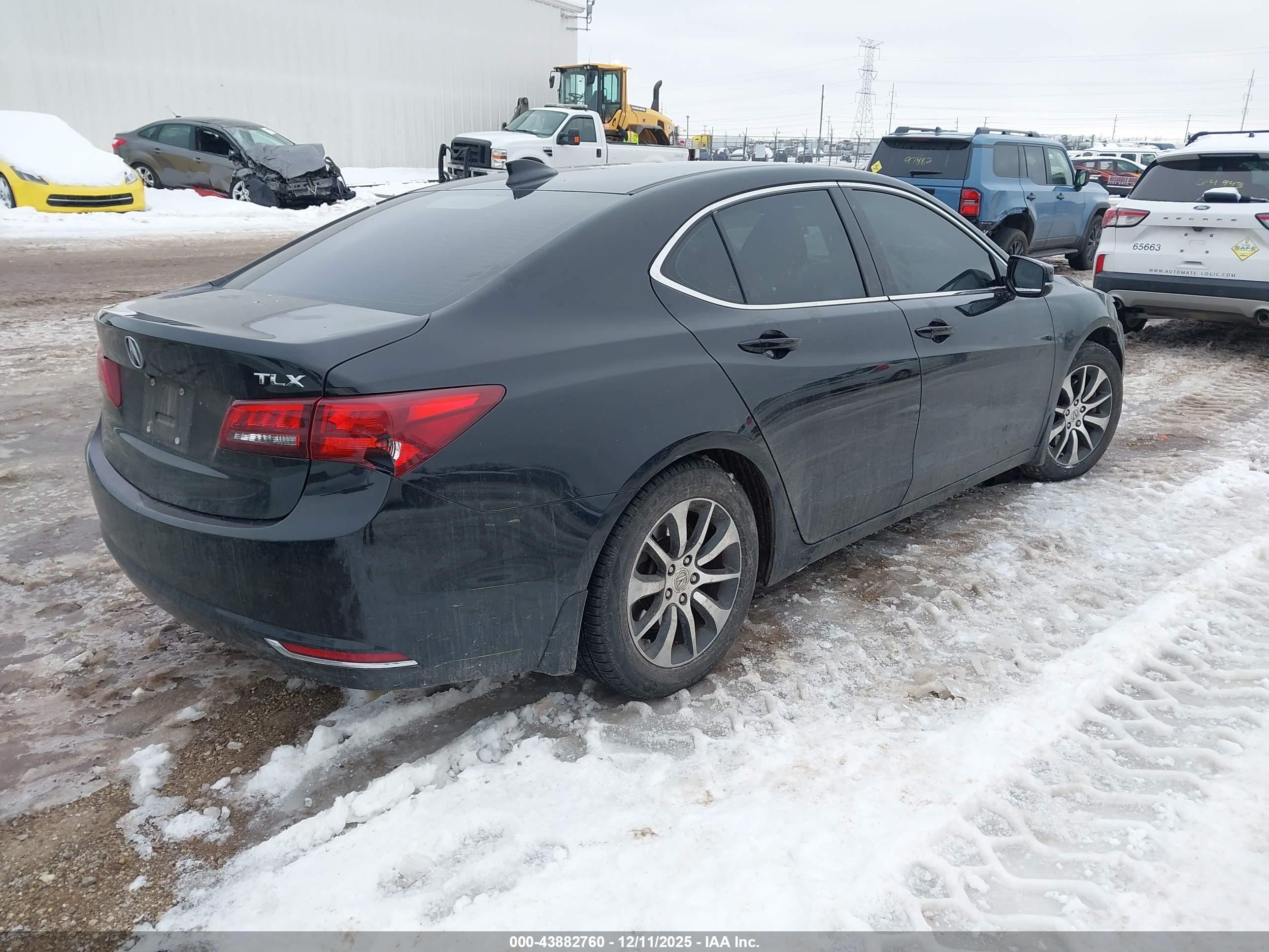 ACURA TLX image 4