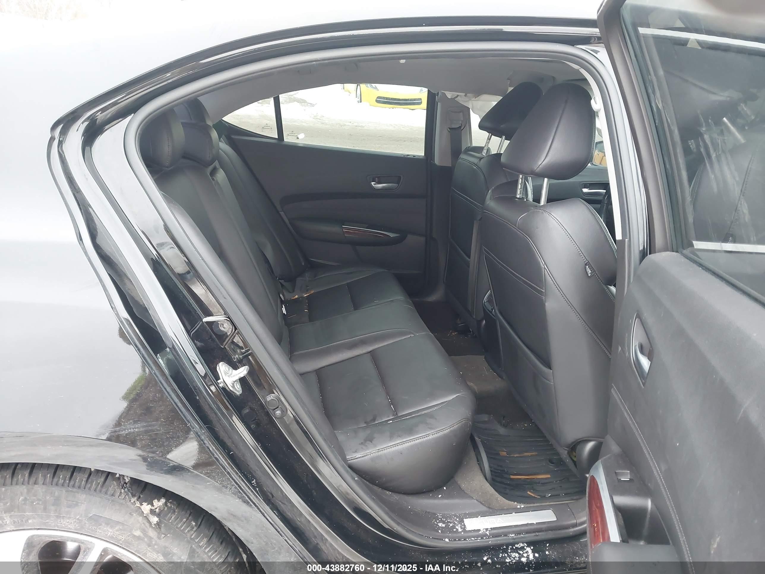 ACURA TLX image 8
