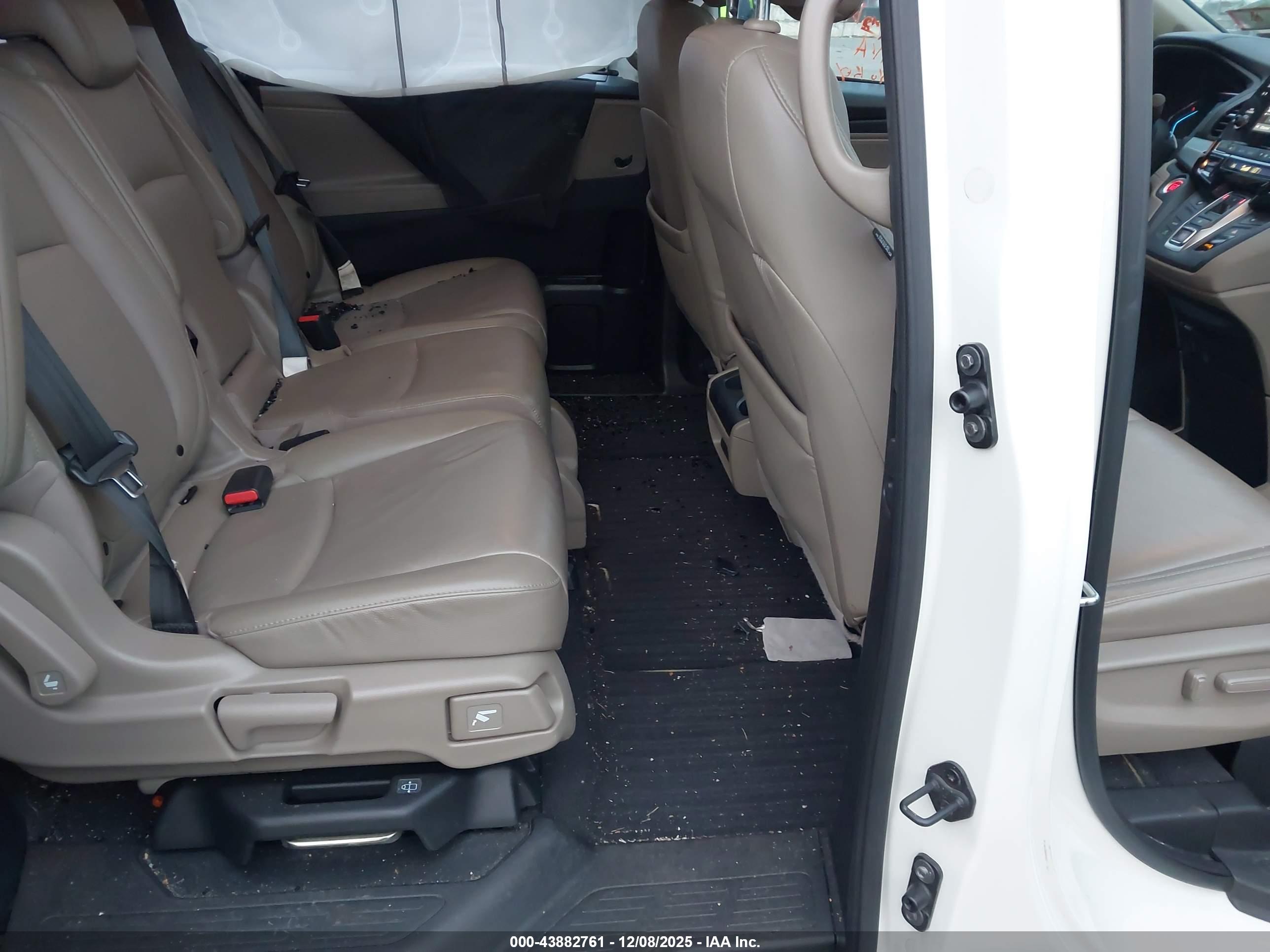 HONDA ODYSSEY image 8