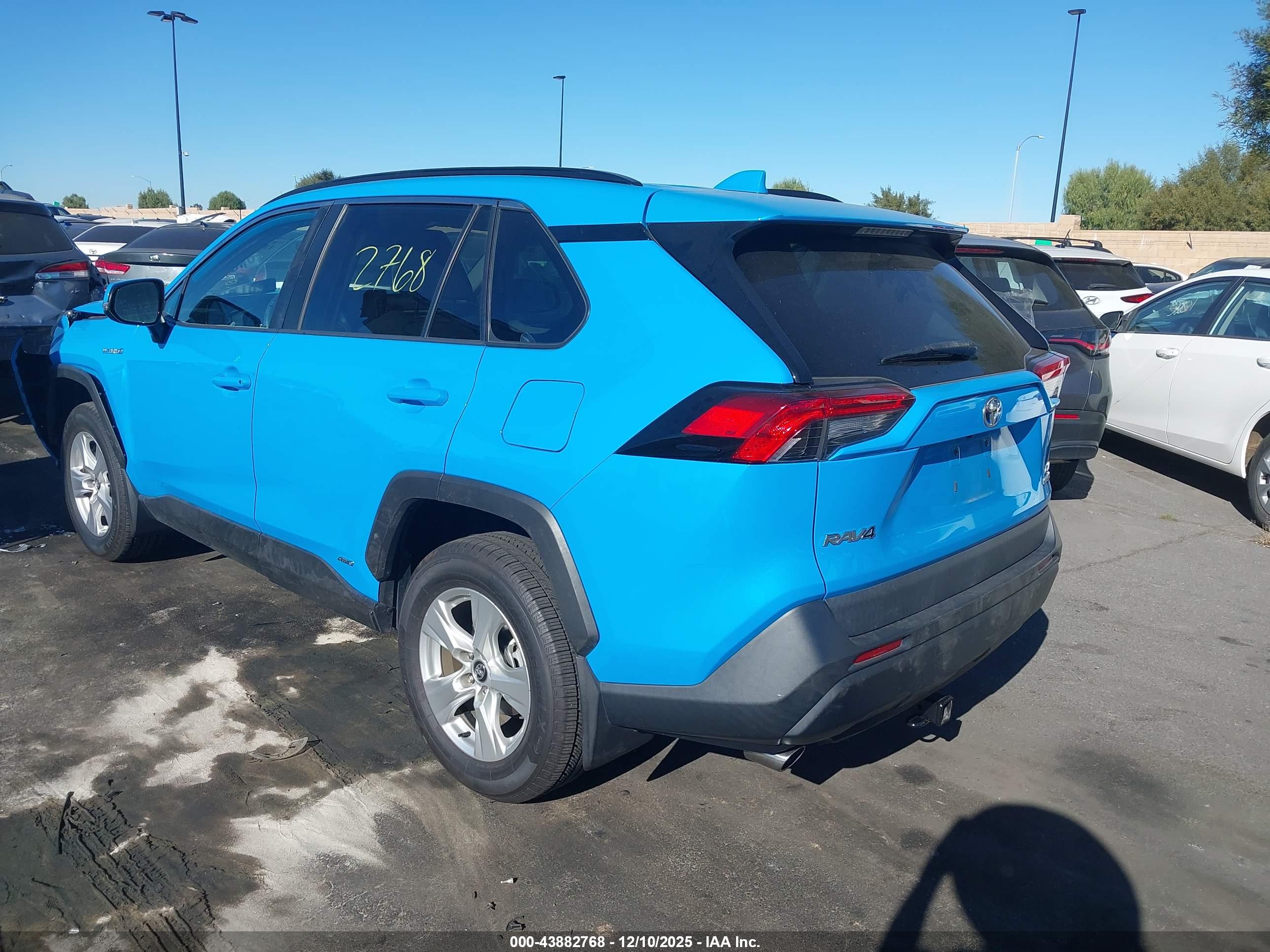 TOYOTA RAV4 image 3